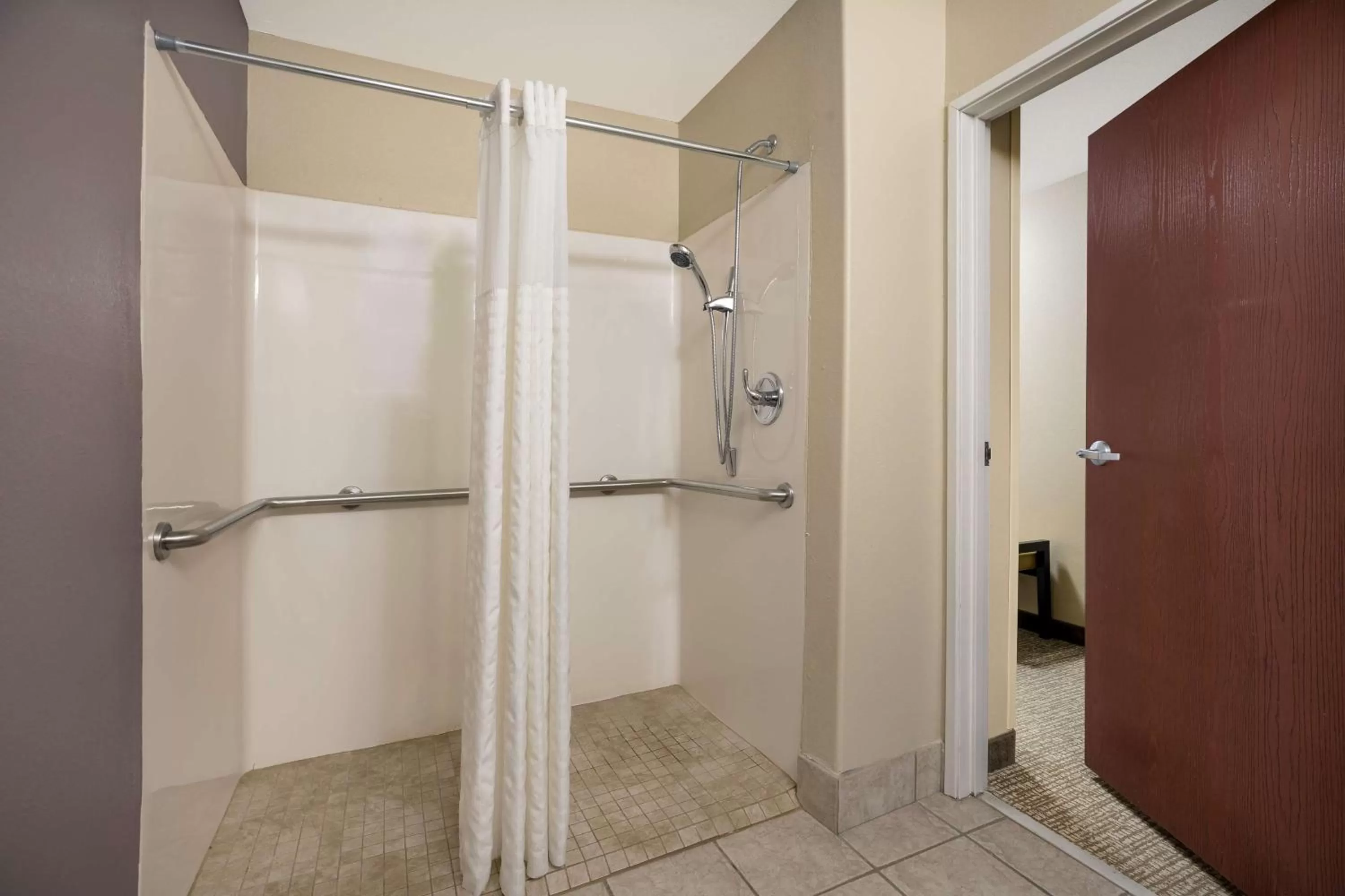 Bathroom in Best Western Morgan City Inn