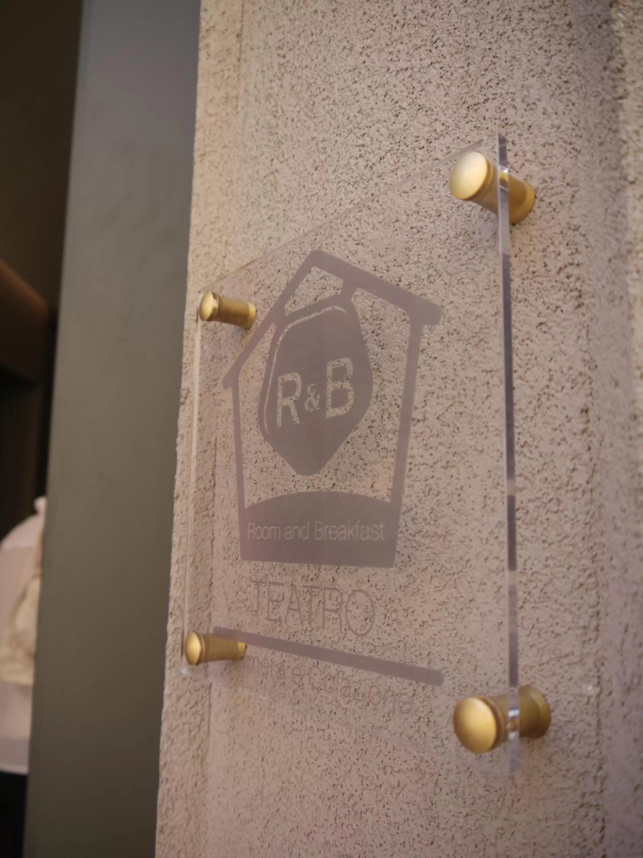 Logo/Certificate/Sign in RB del Teatro&Apartaments