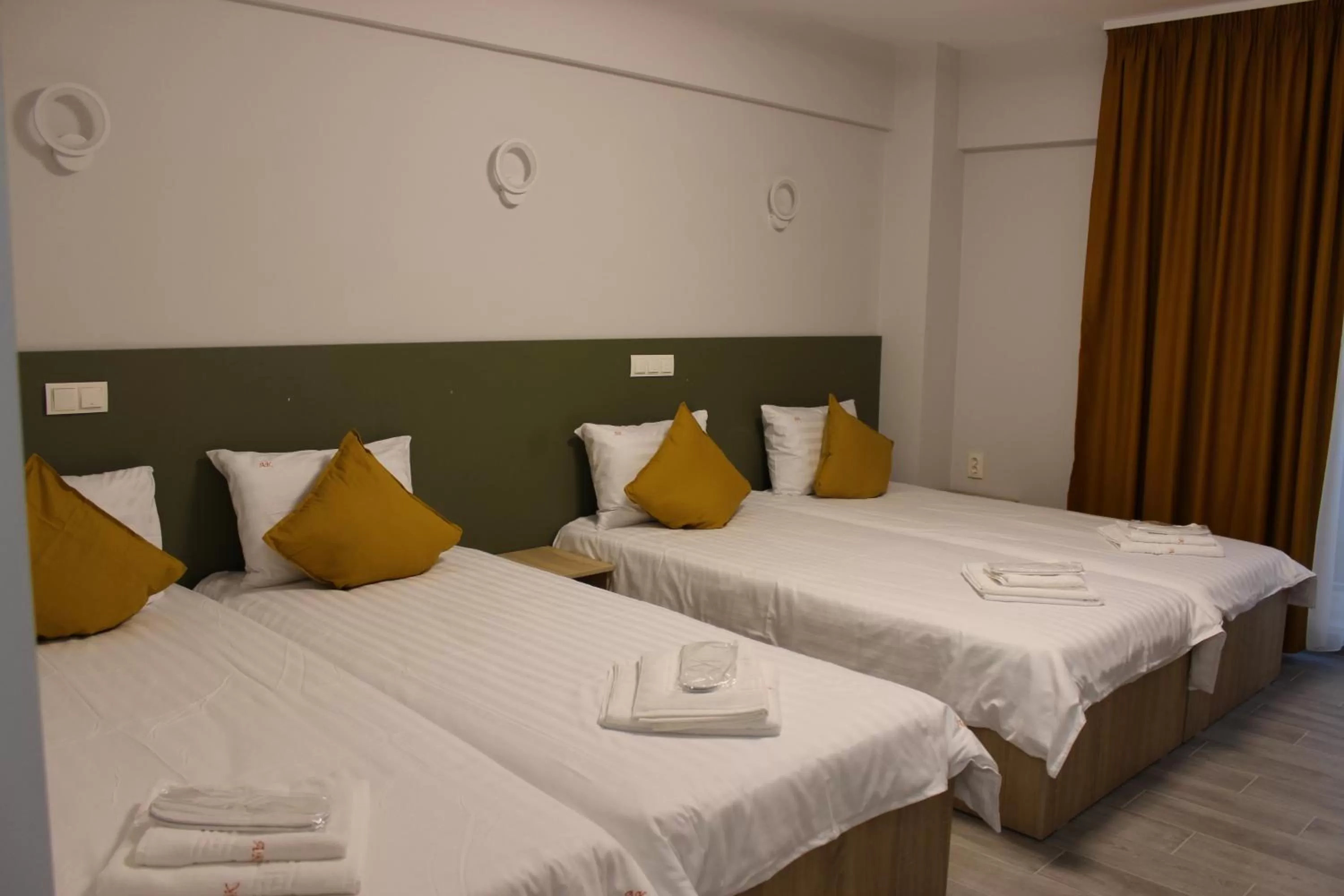 Quadruple Room in Otopeni Suites by CityBookings