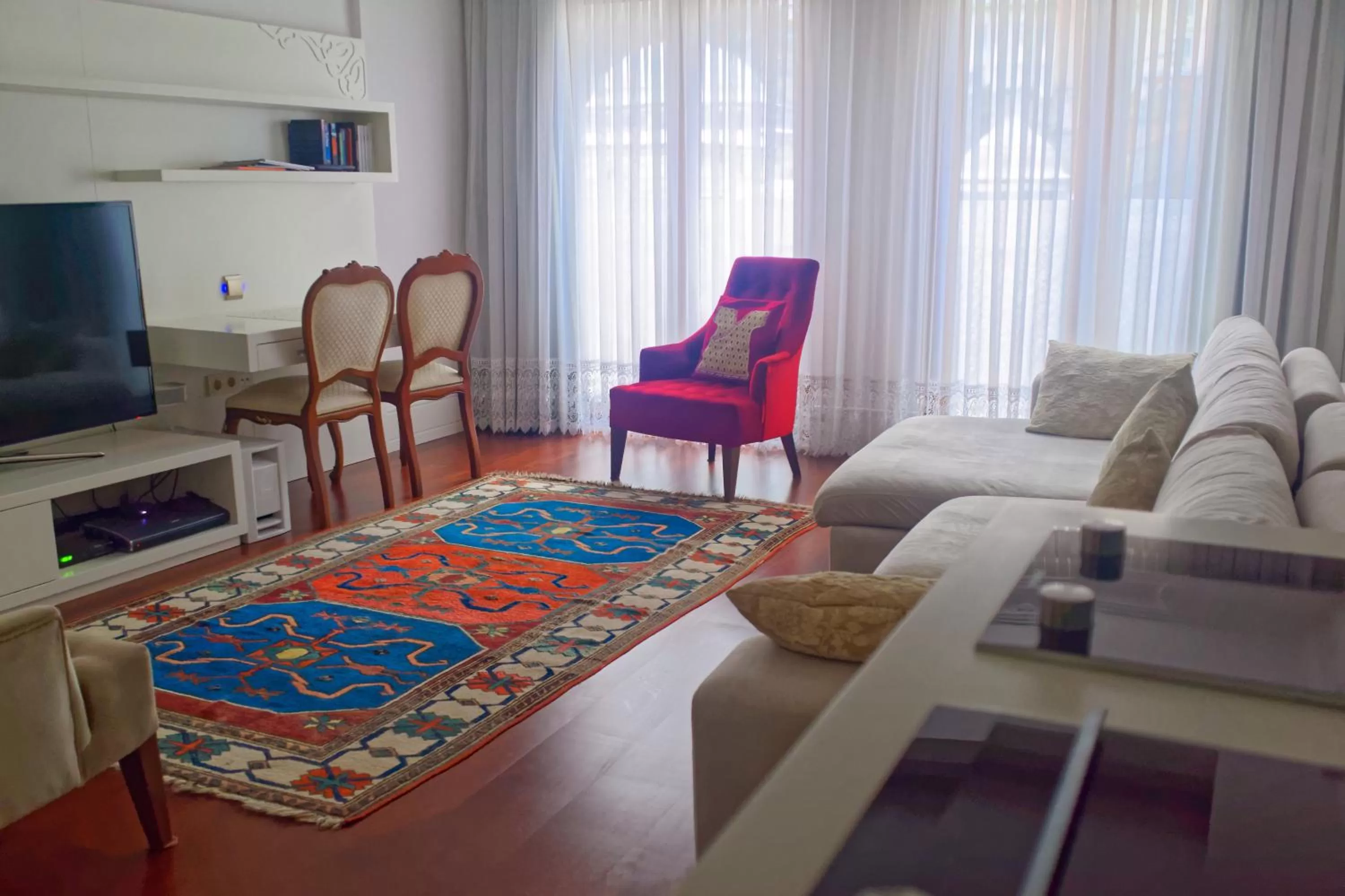 TV and multimedia in Ada Hotel Istanbul