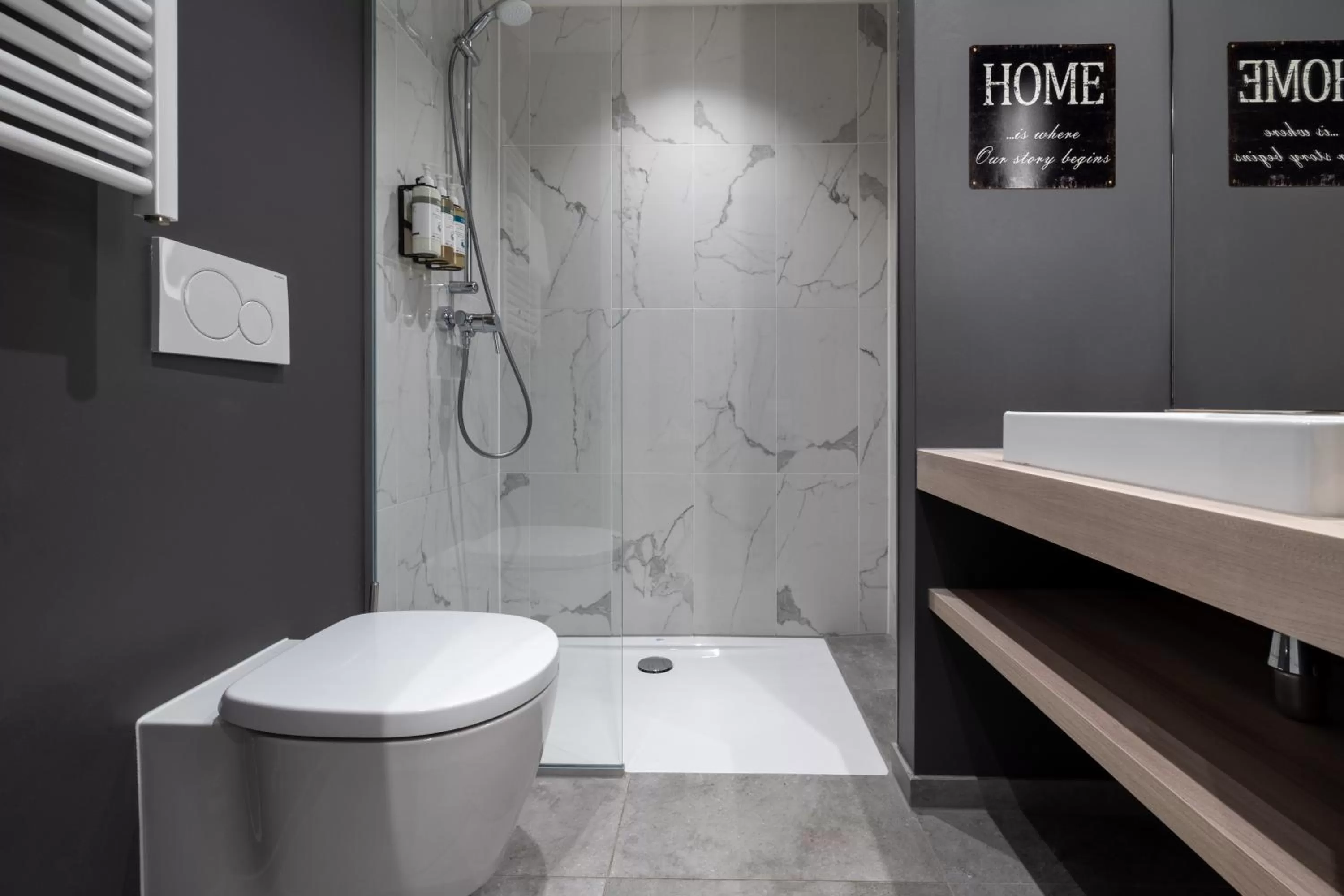 Toilet in Numa Munich Stark