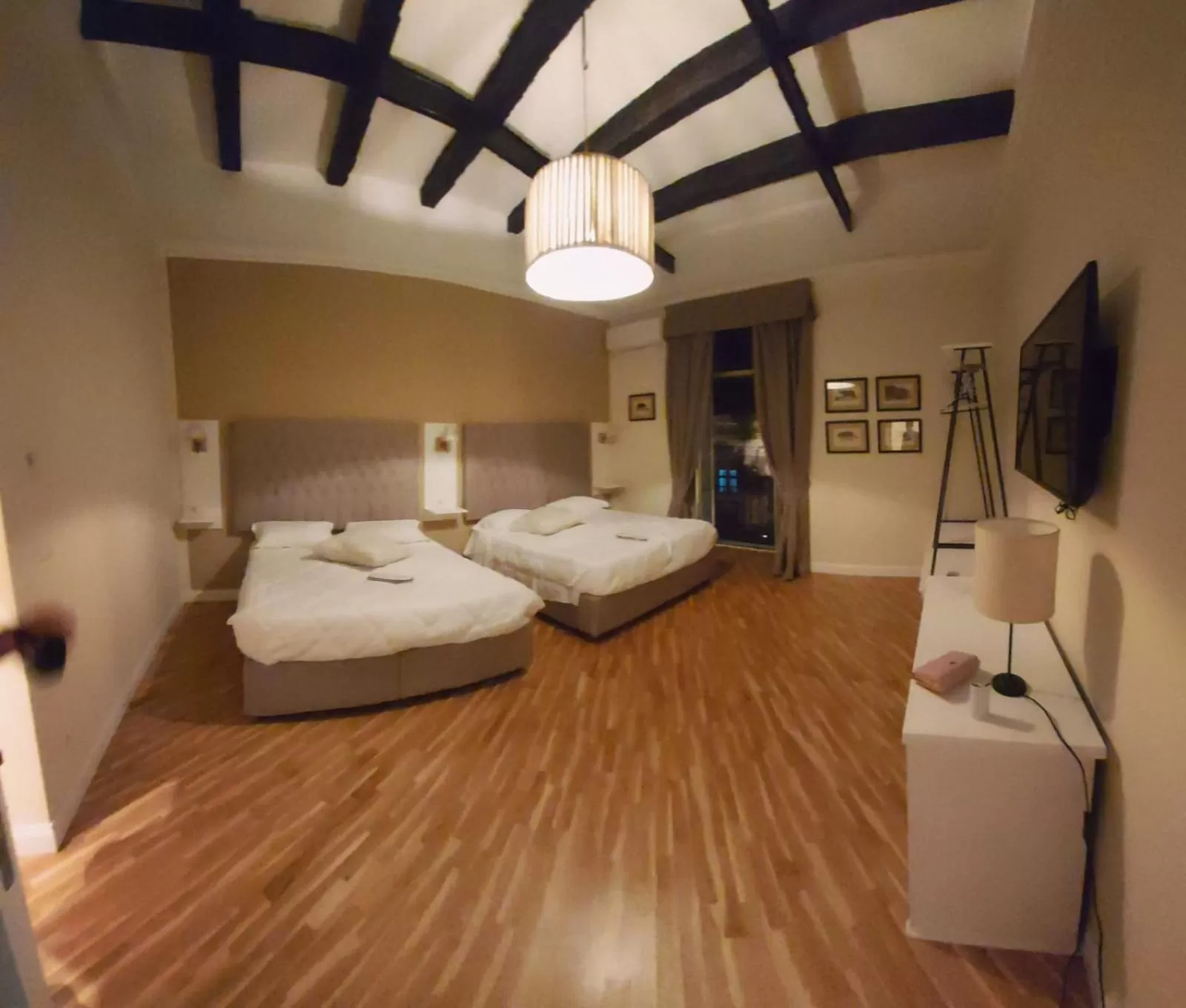 Bed in Alcaprì Suite Napoli Centro