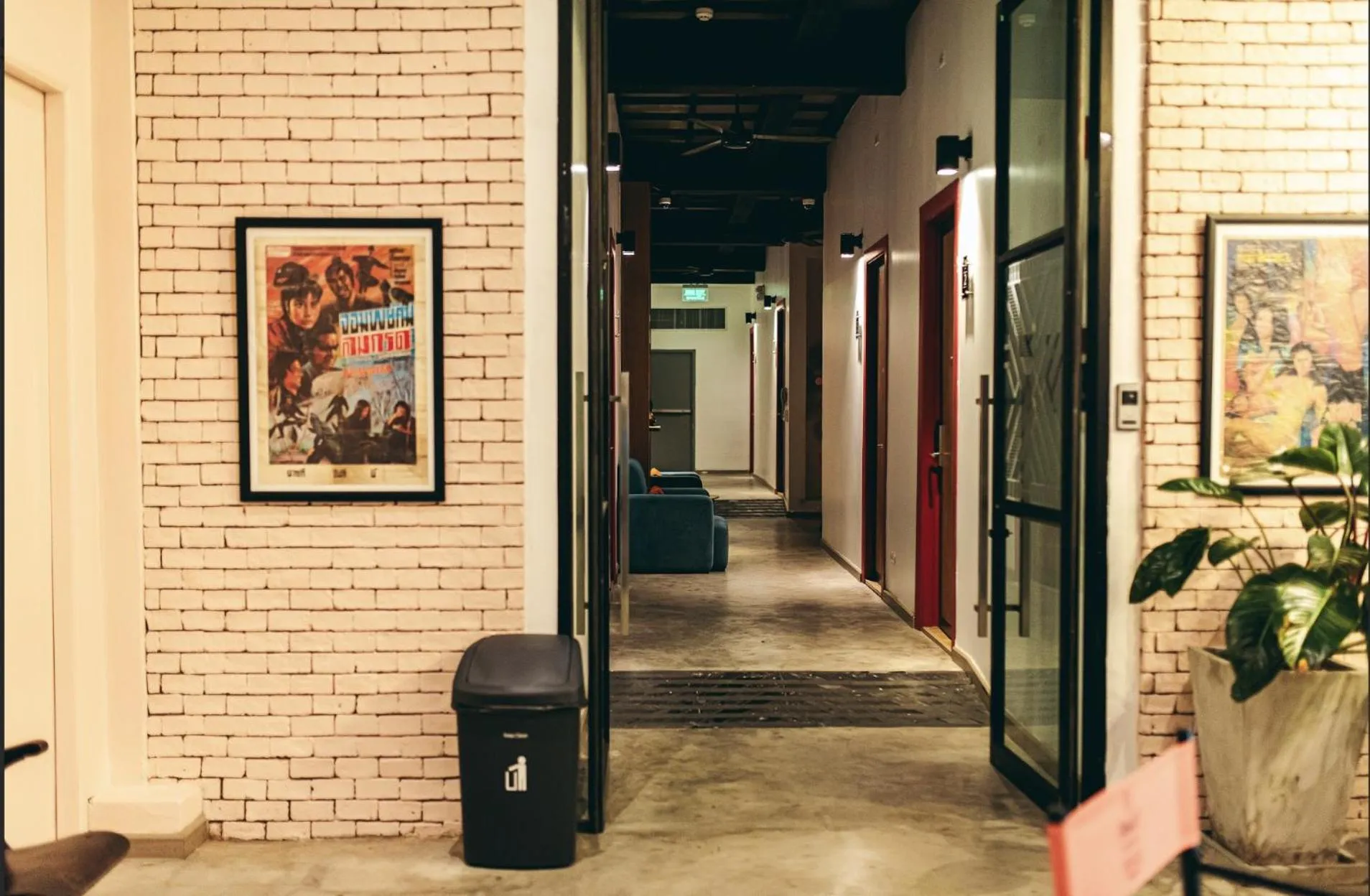 Lobby or reception in Prince Theatre Heritage Stay Hostel - Silom