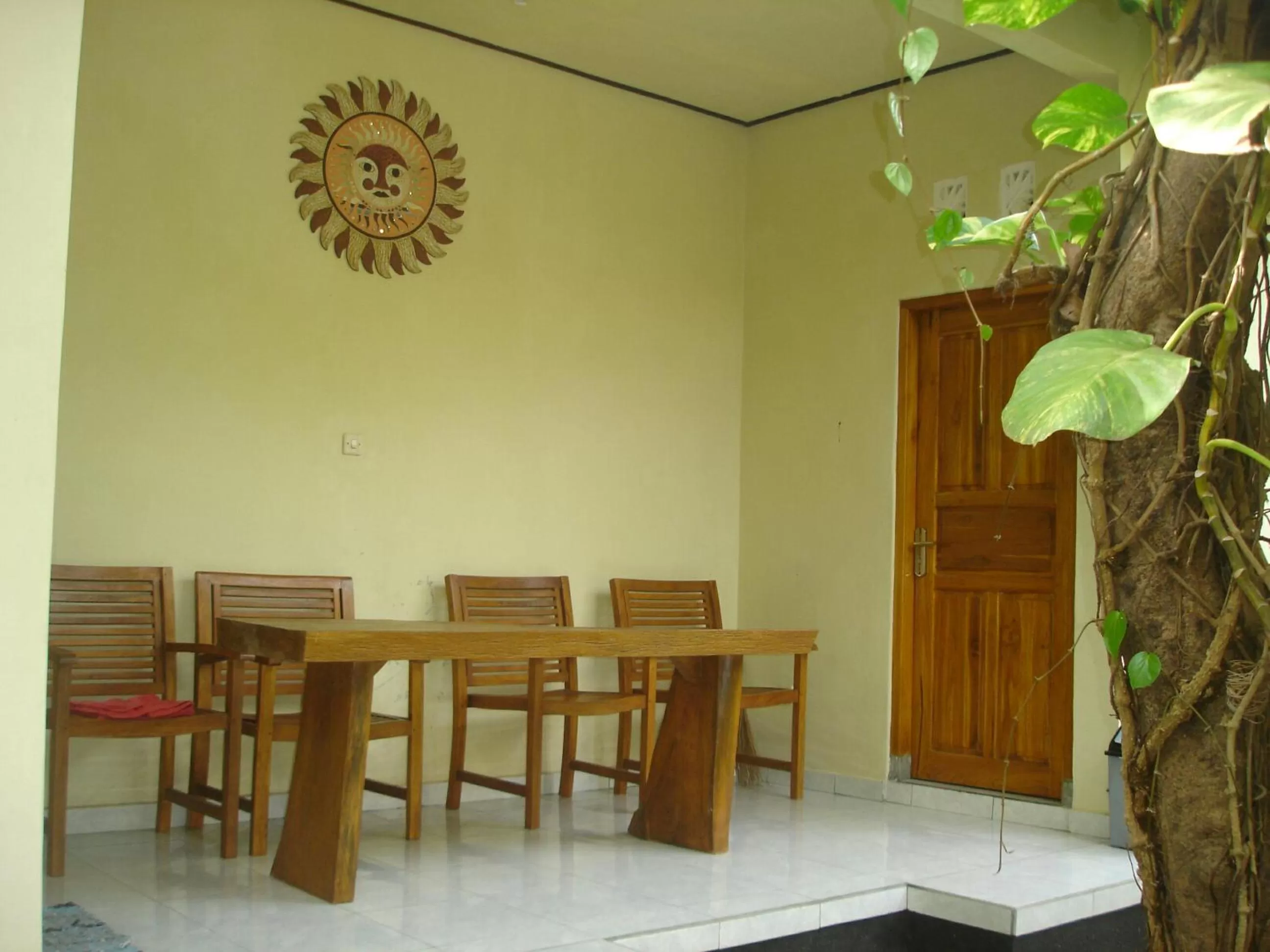Dining Area in Penginapan Sedap Malam