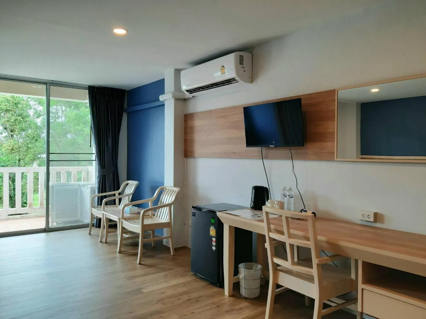 TV and multimedia in Karon Living Room - SHA Plus