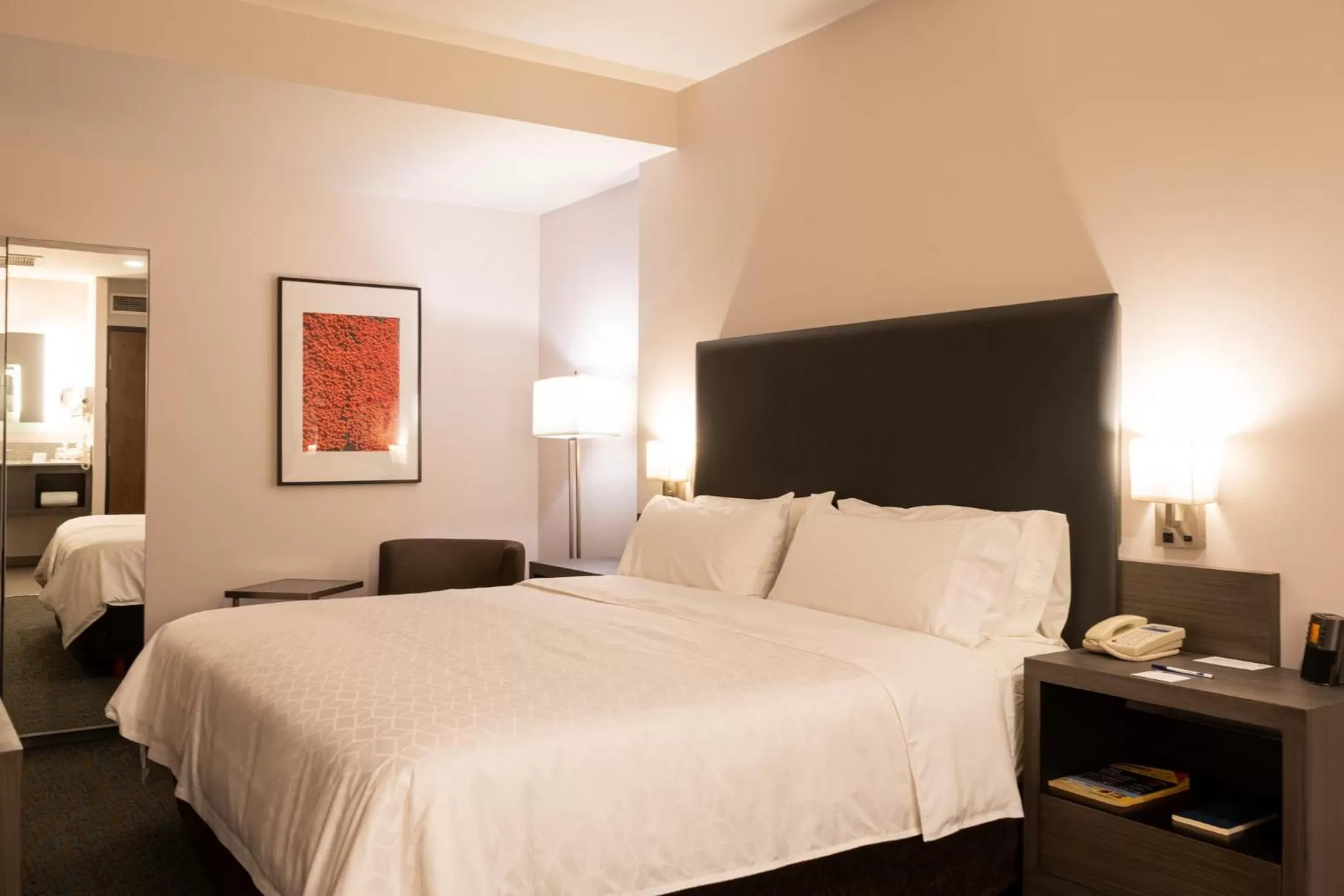 Photo of the whole room, Bed in Holiday Inn Express Hotel & Suites Hermosillo by IHG