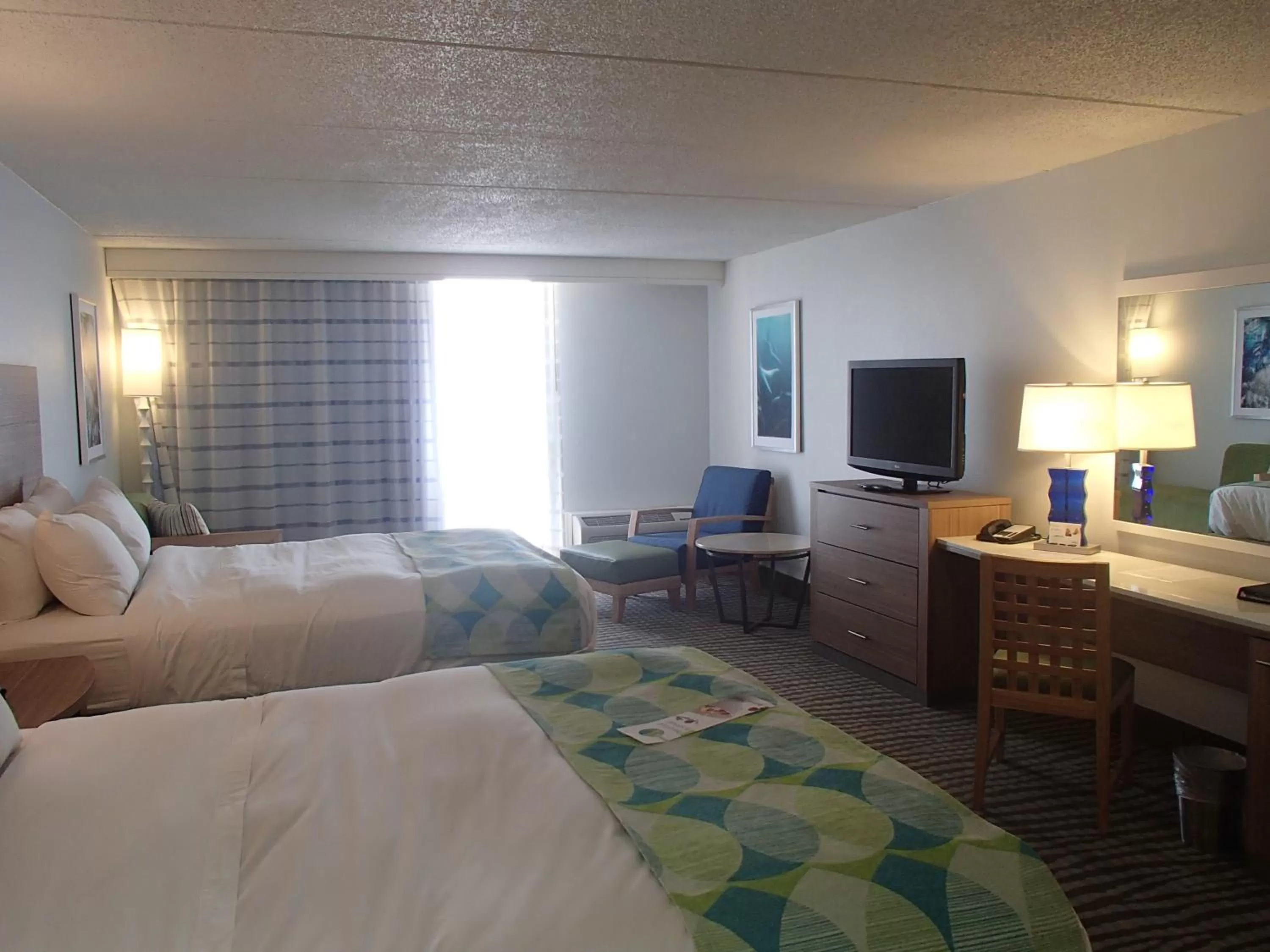 Bedroom, Bed in DoubleTree by Hilton Corpus Christi Beachfront