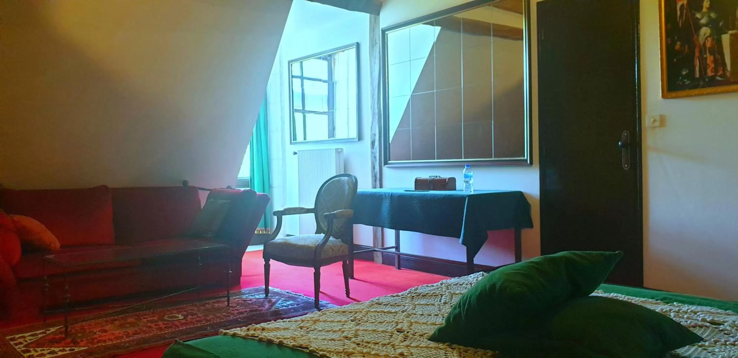 Photo of the whole room in Manoir de la Rémonière