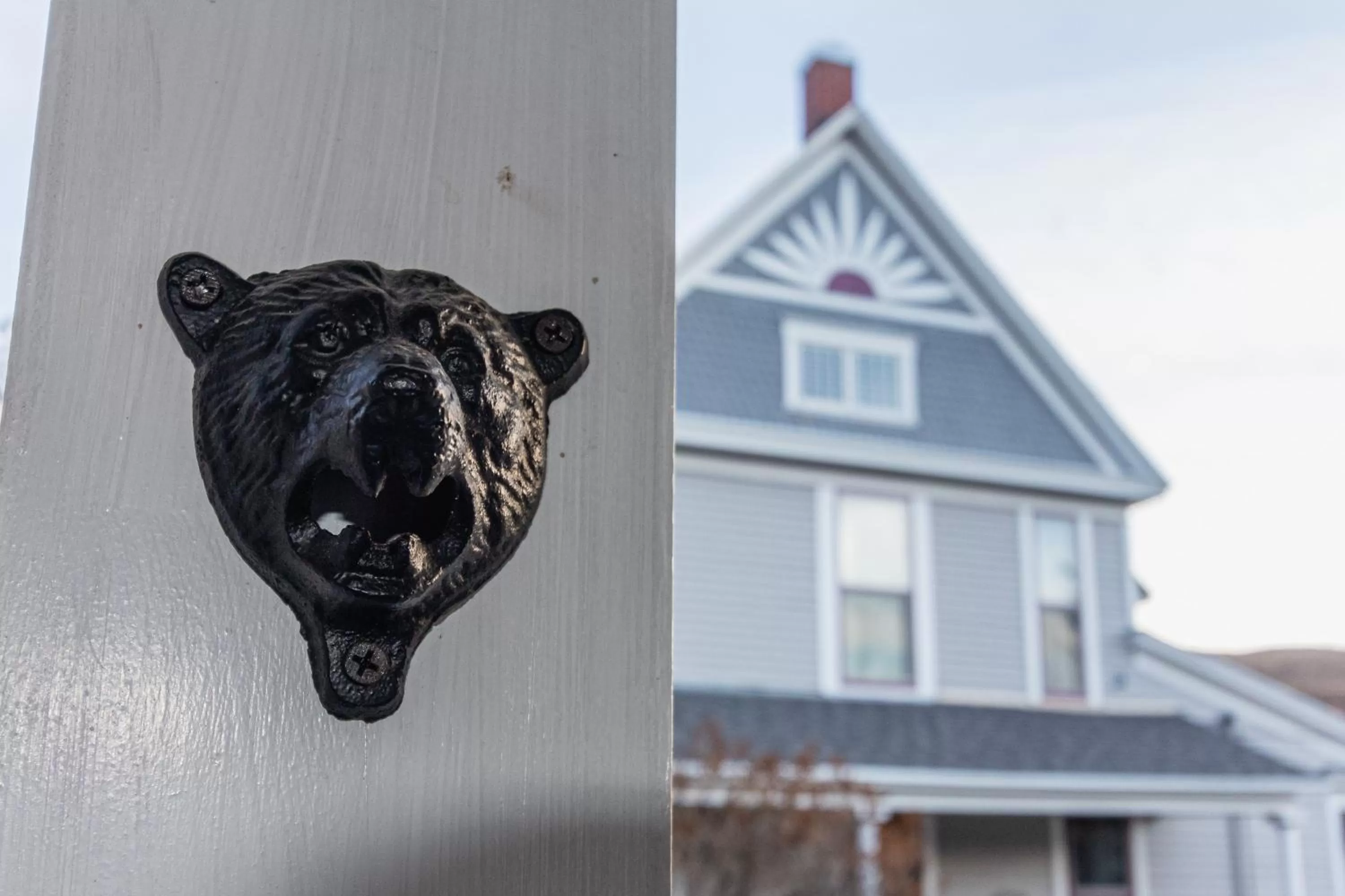 Decorative detail, Property Building in 1899 Inn