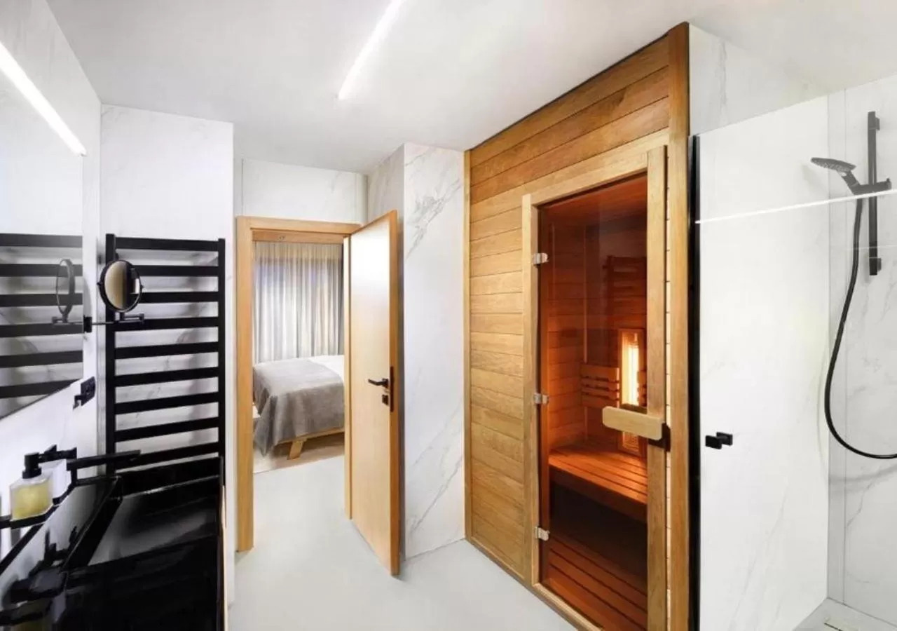 Shower, Bed in Apartmány Horec