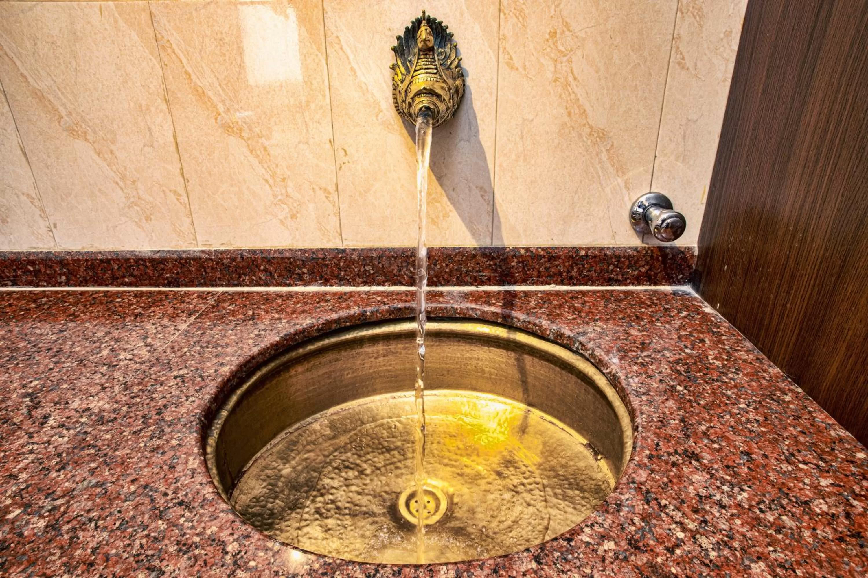 Area and facilities in Newa Home