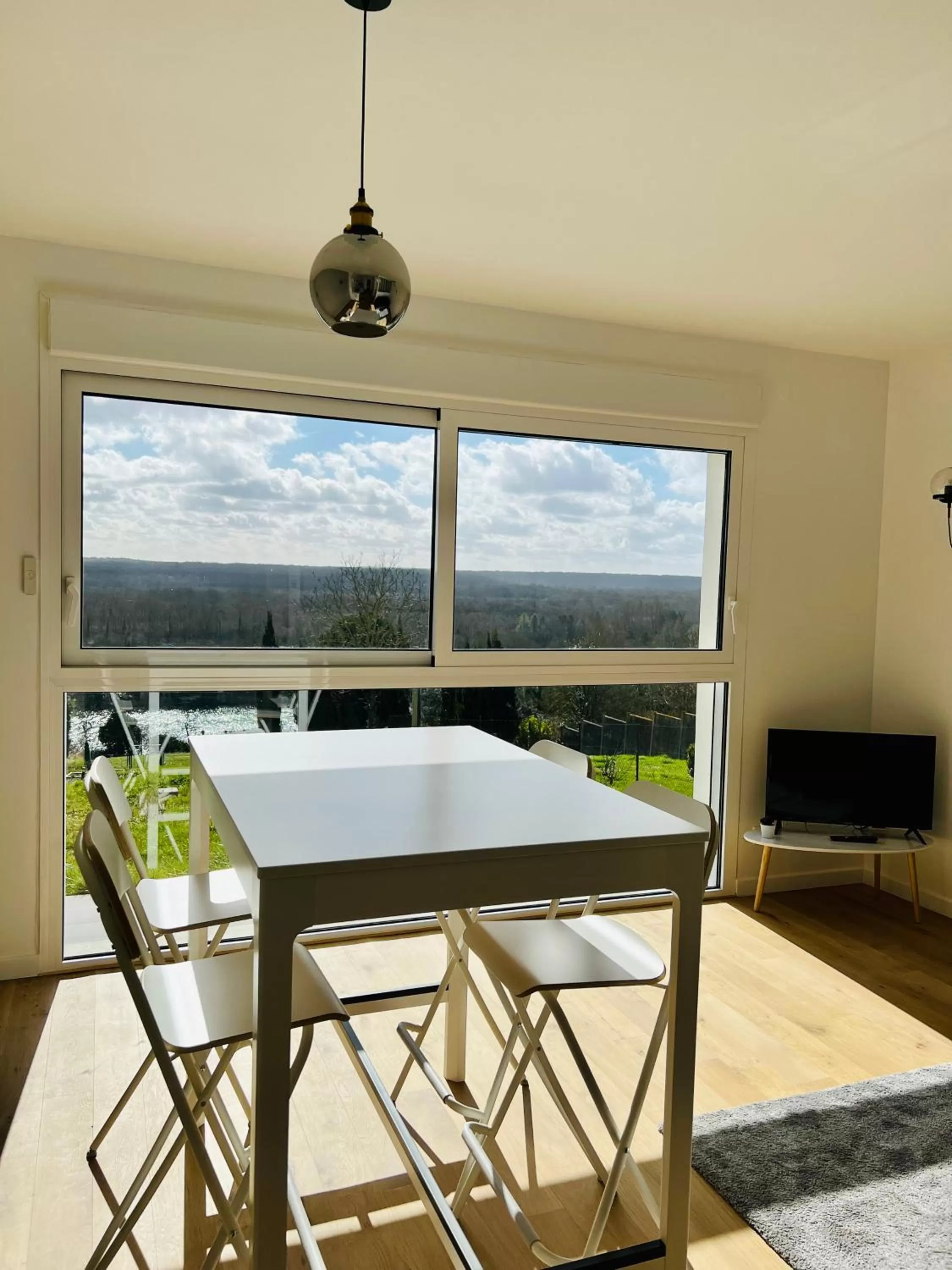 Dining area in résidence belle vue
