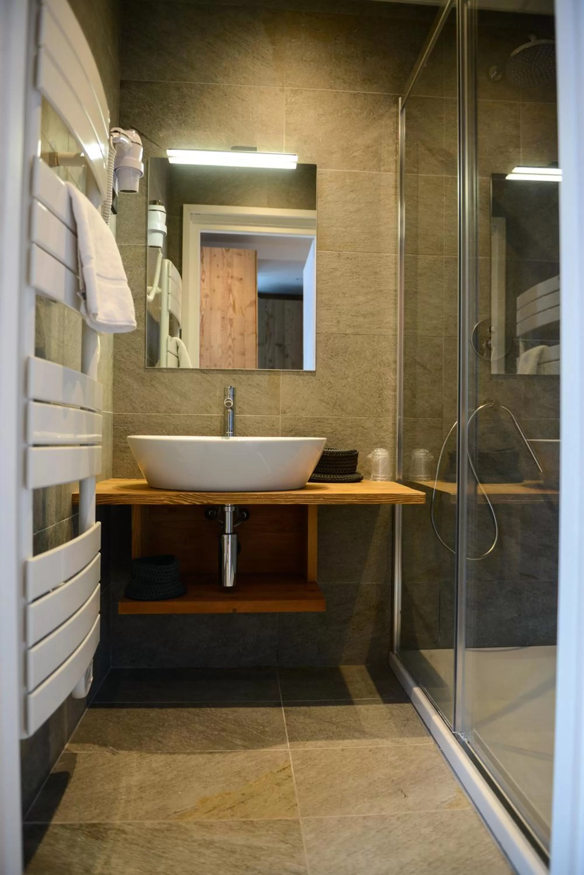 Bathroom in Les Campanules