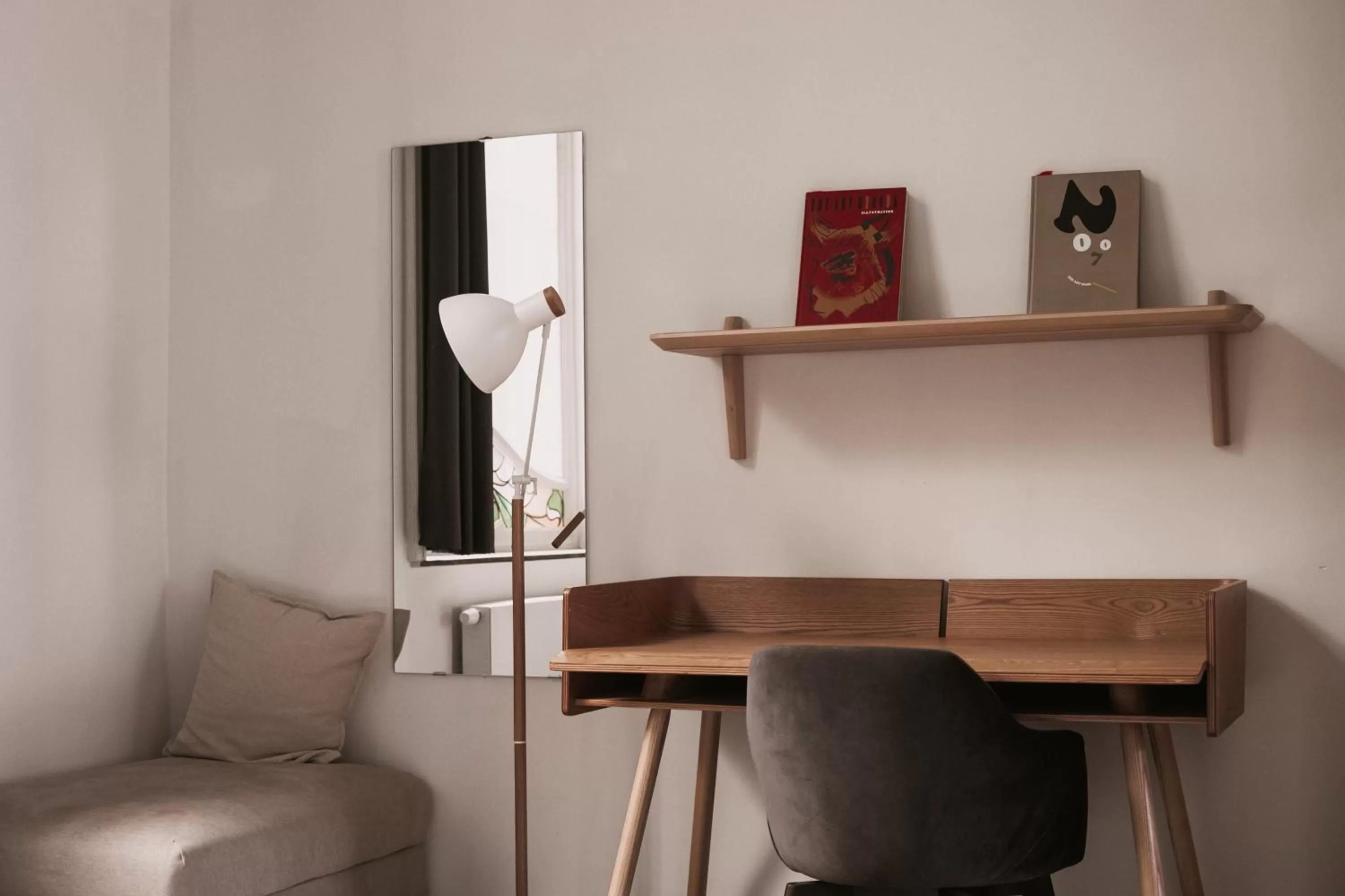 Seating area in Super central in Brussels