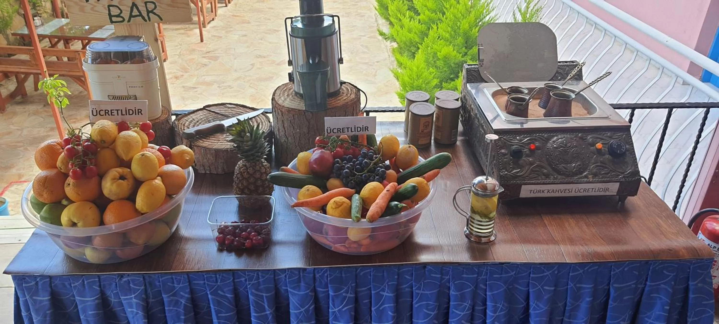 Restaurant/places to eat in Grand Yayla Hotel