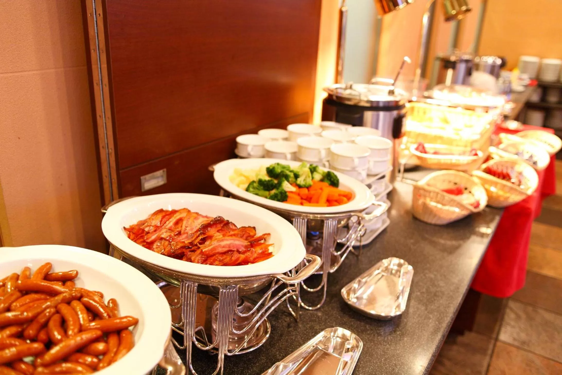 Restaurant/places to eat in Keisei Hotel Miramare