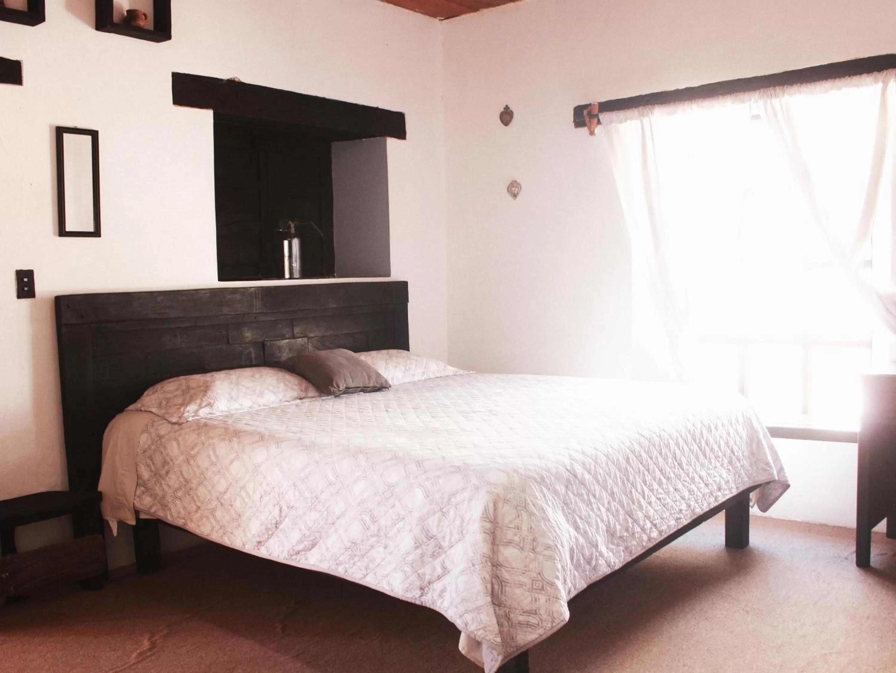 Photo of the whole room, Bed in El Naranjo Hotel Finca Urbana