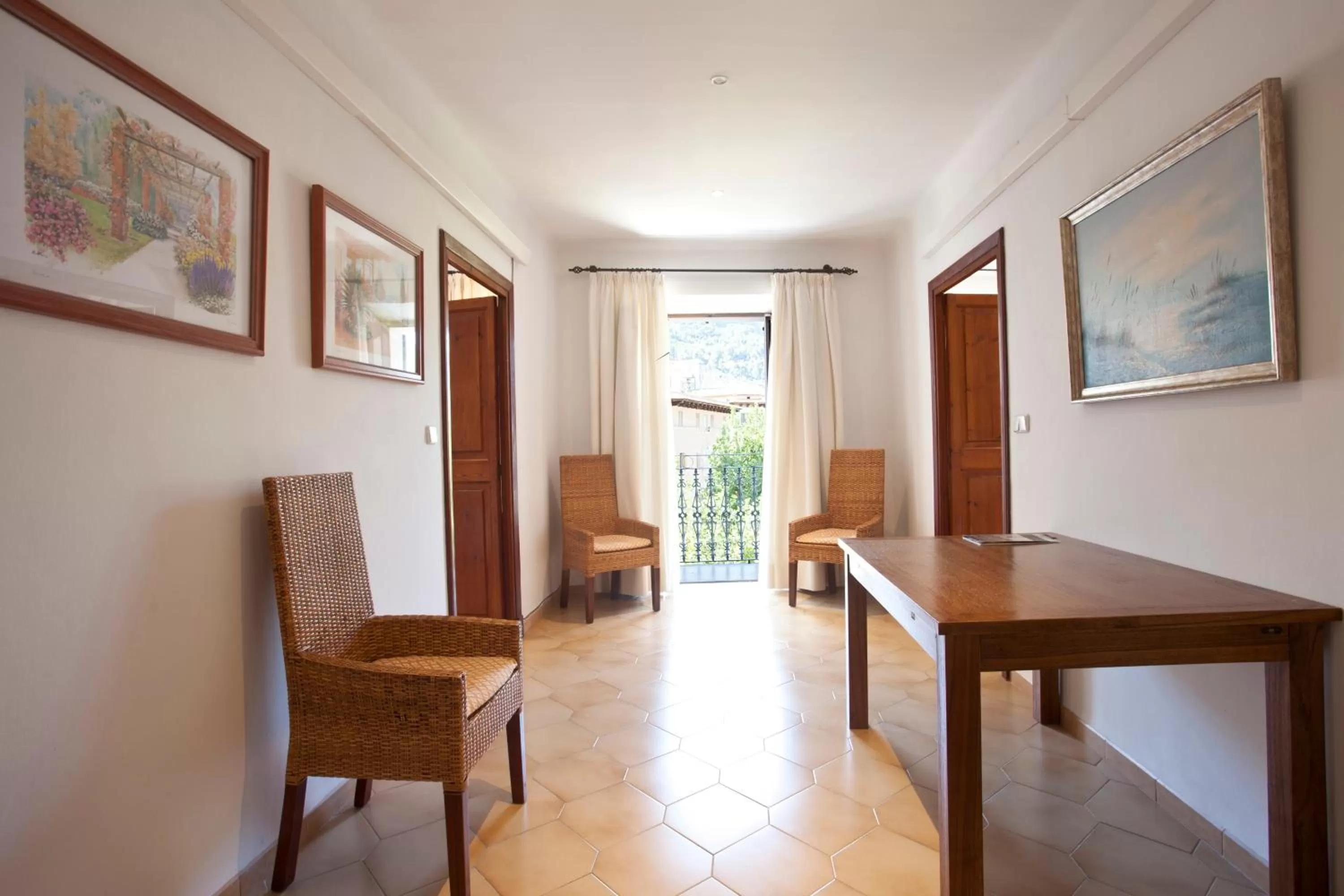 Living room in Hotel la Vila