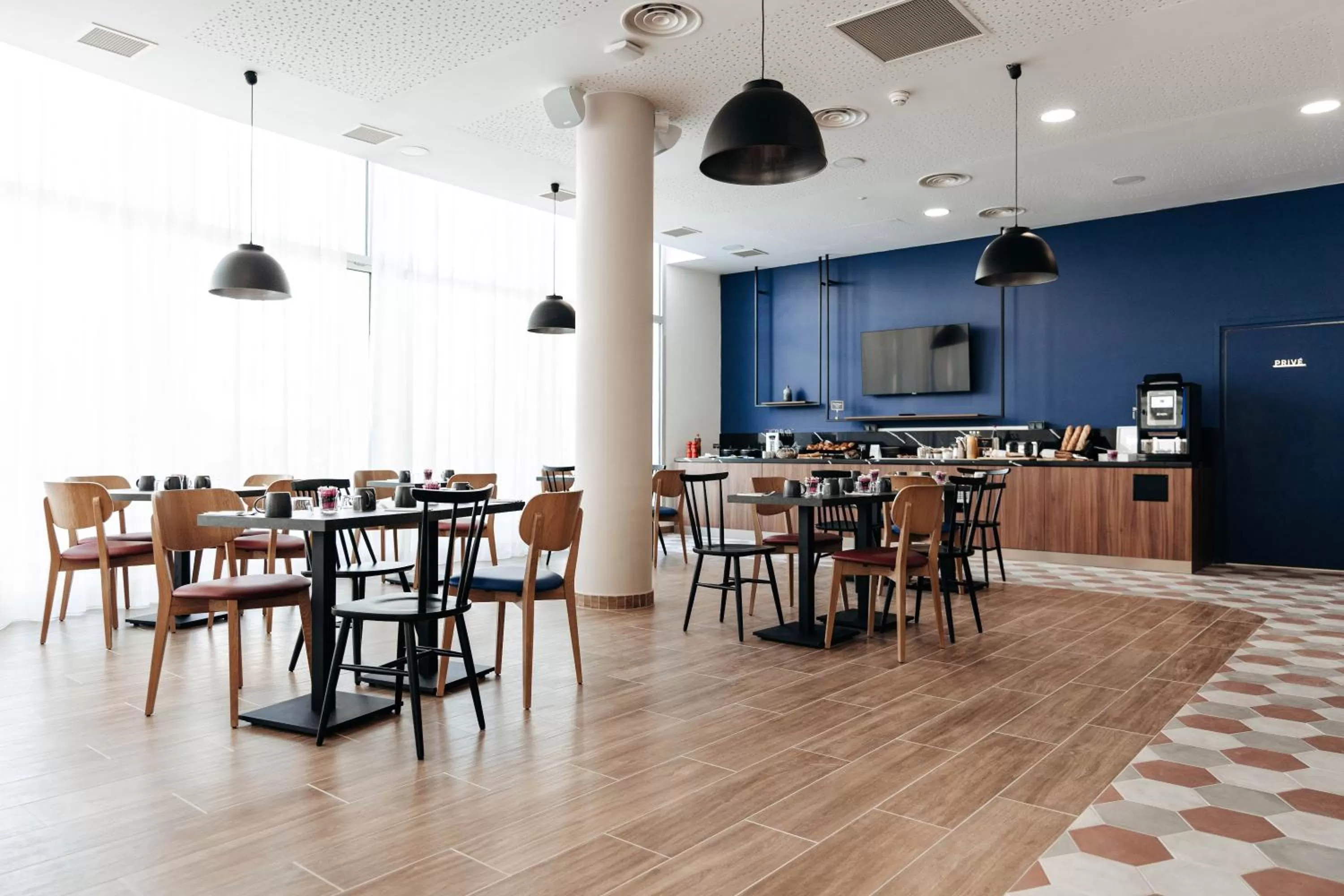 Breakfast in Appart'City Collection Saint Germain en Laye