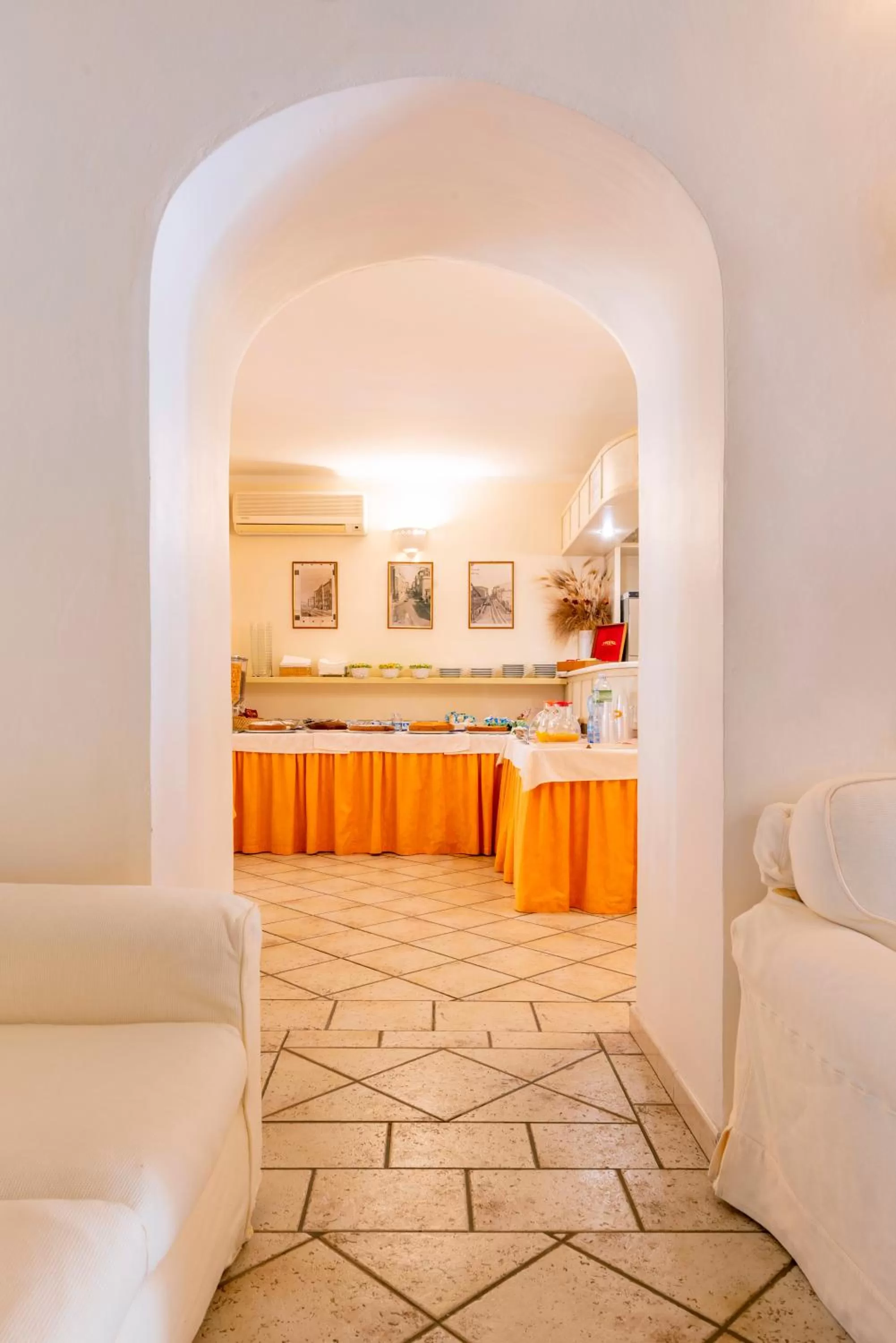 Breakfast in Hotel Cavour