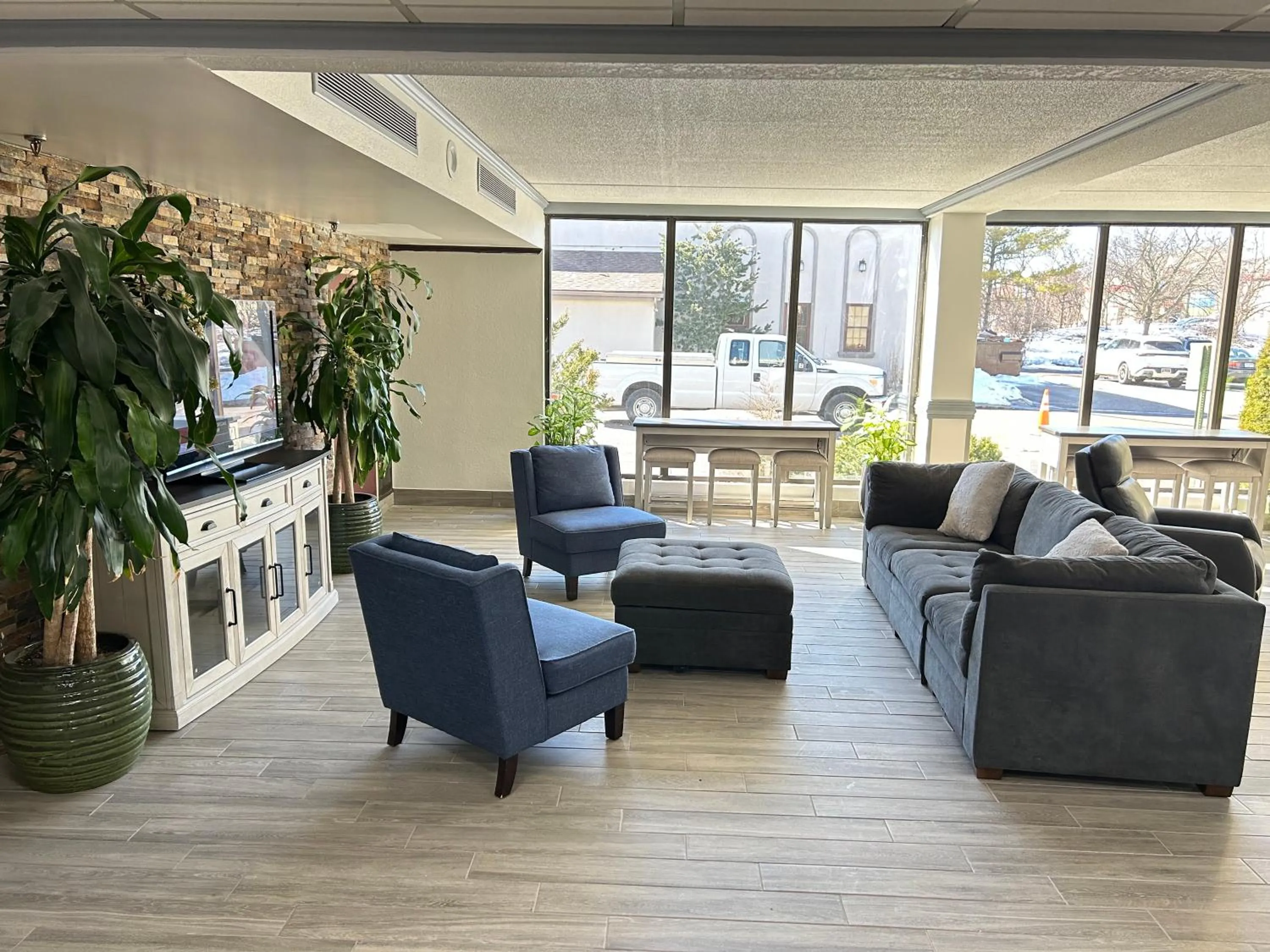 Lobby or reception in Clarion Inn & Suites Grand Rapids Airport