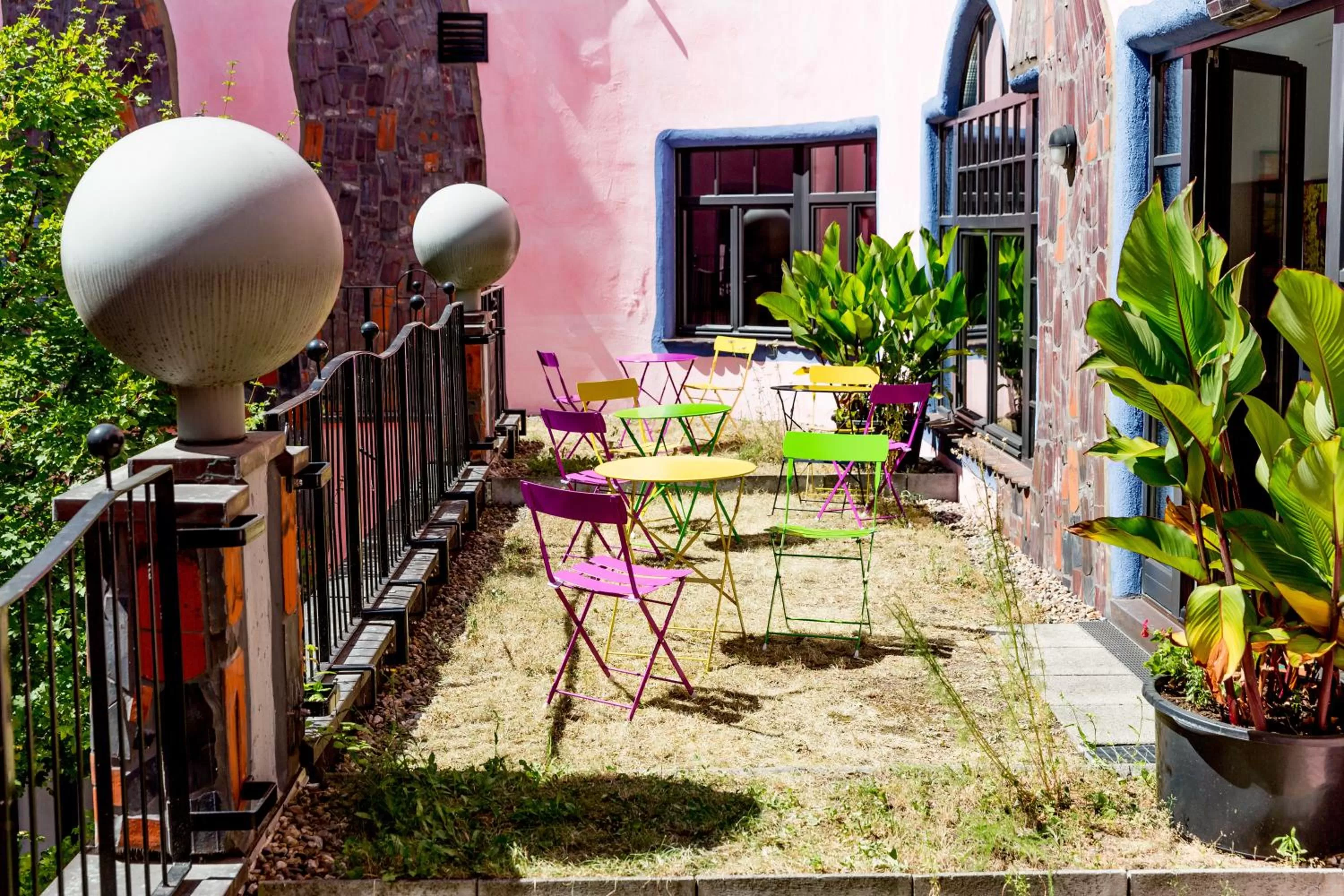 Patio in artHOTEL Magdeburg