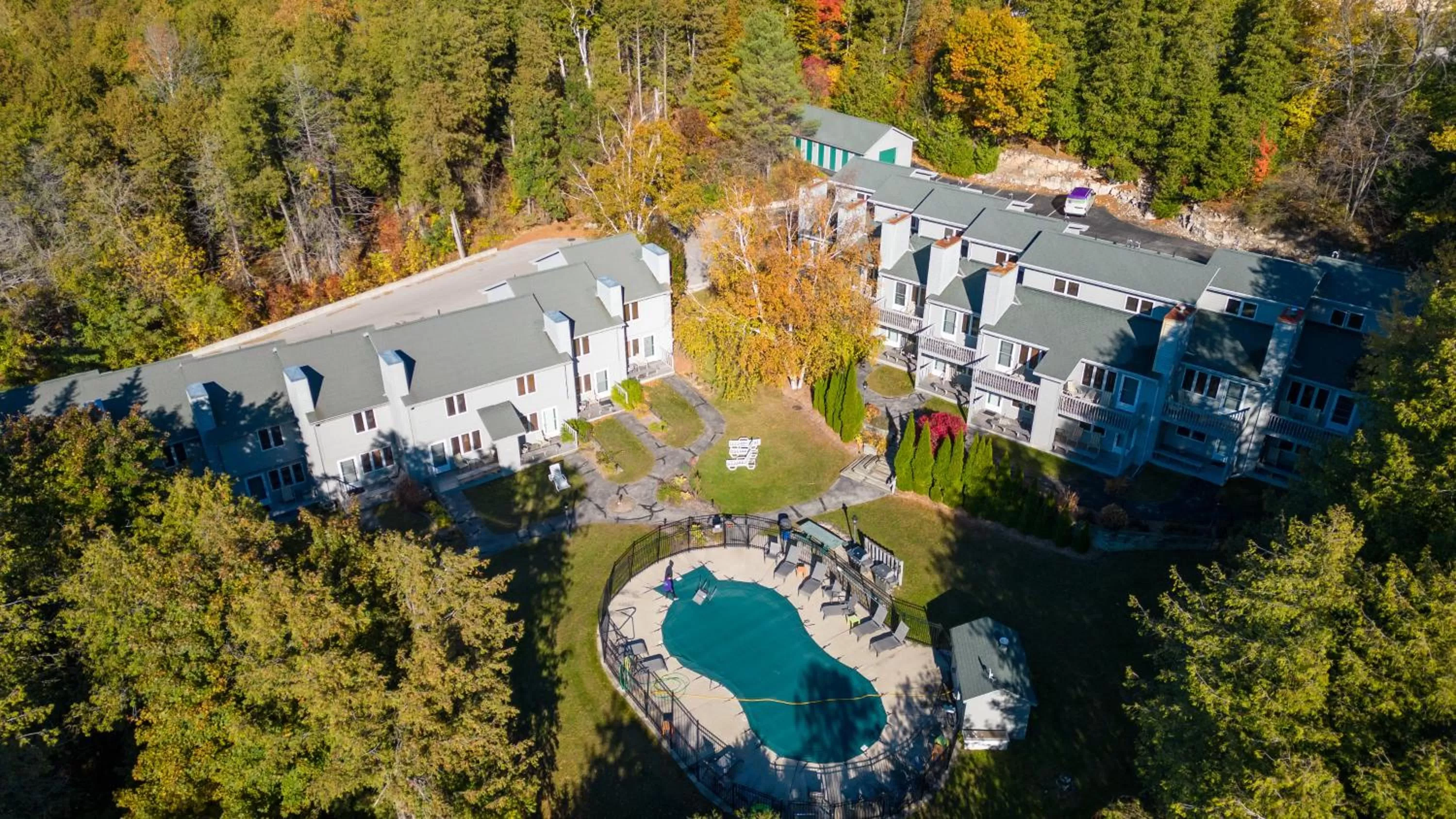 Bird's-eye View in Evergreen Hill Condominiums