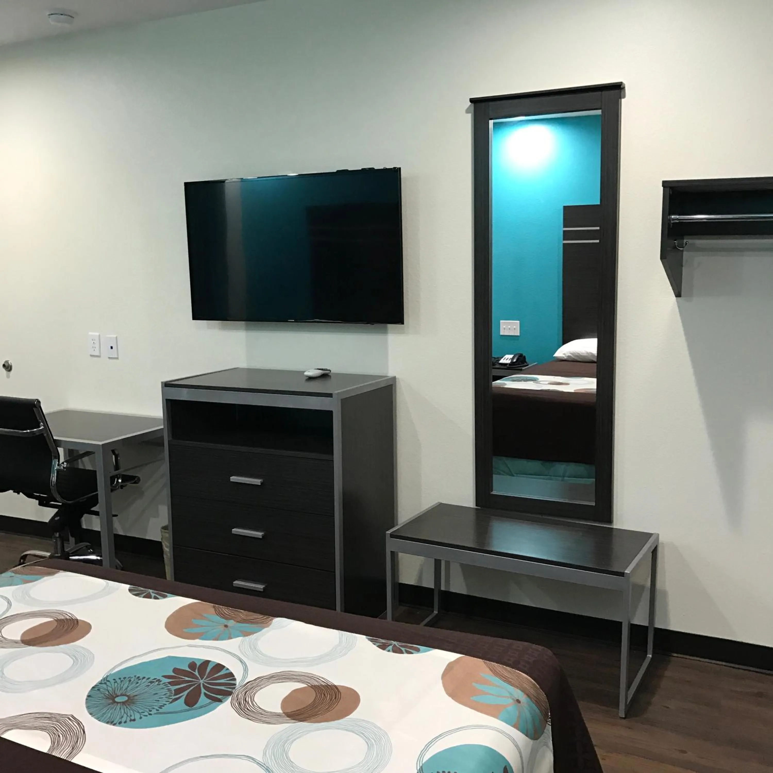 Decorative detail in Americas Best Value Inn & Suites Spring / N. Houston