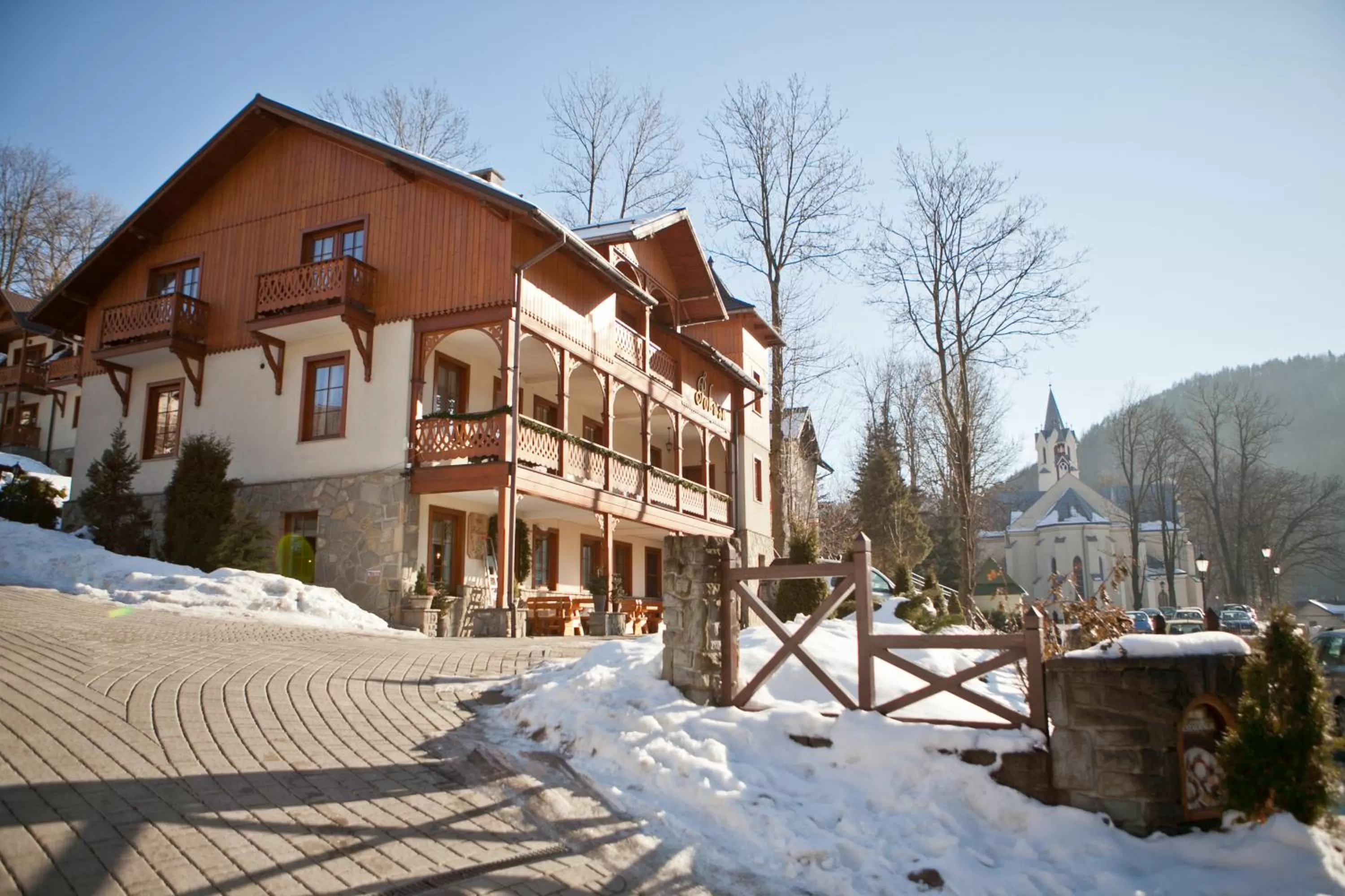 Property building in Willa Pokusa