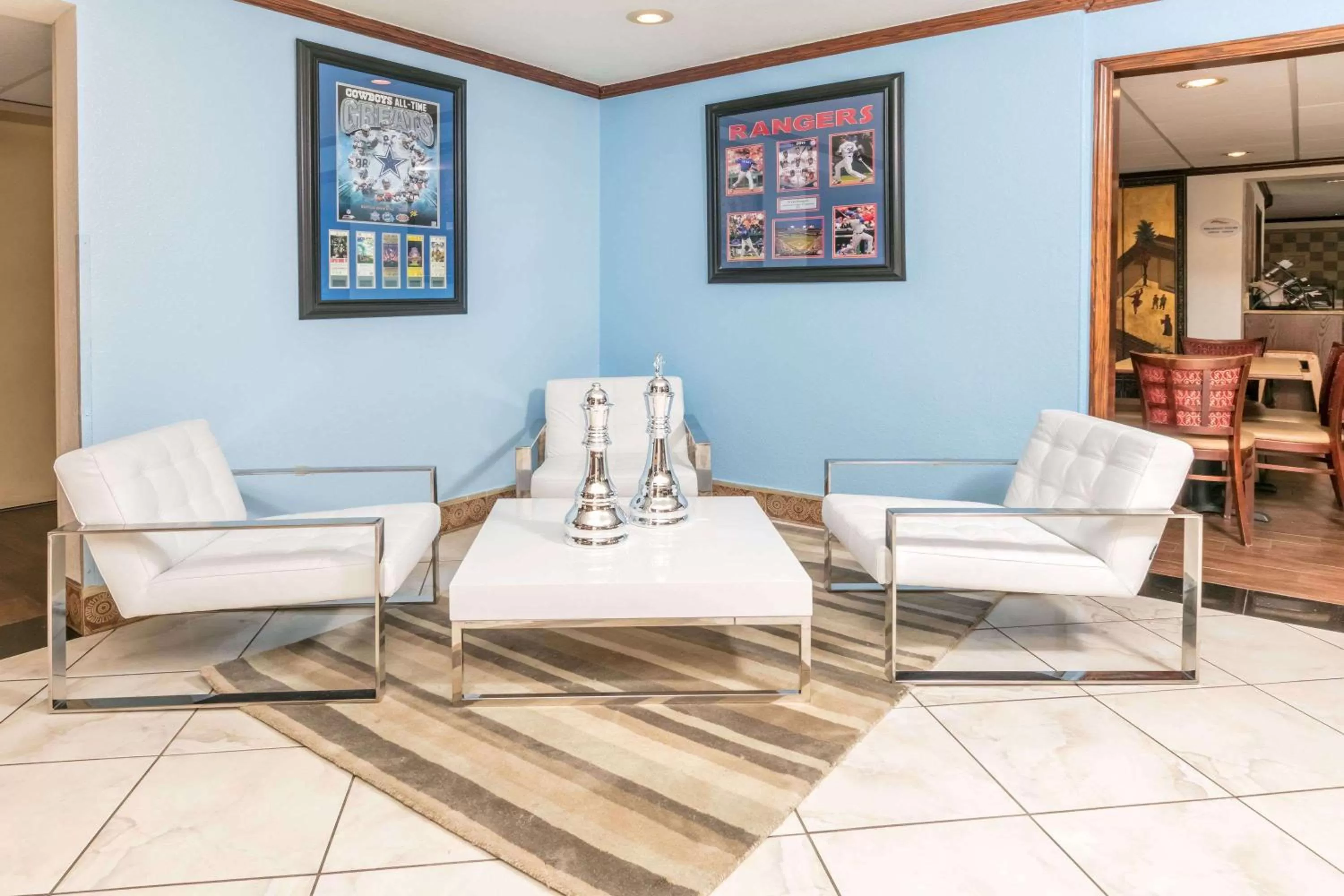 Lobby or reception in Baymont by Wyndham Arlington At Six Flags Dr