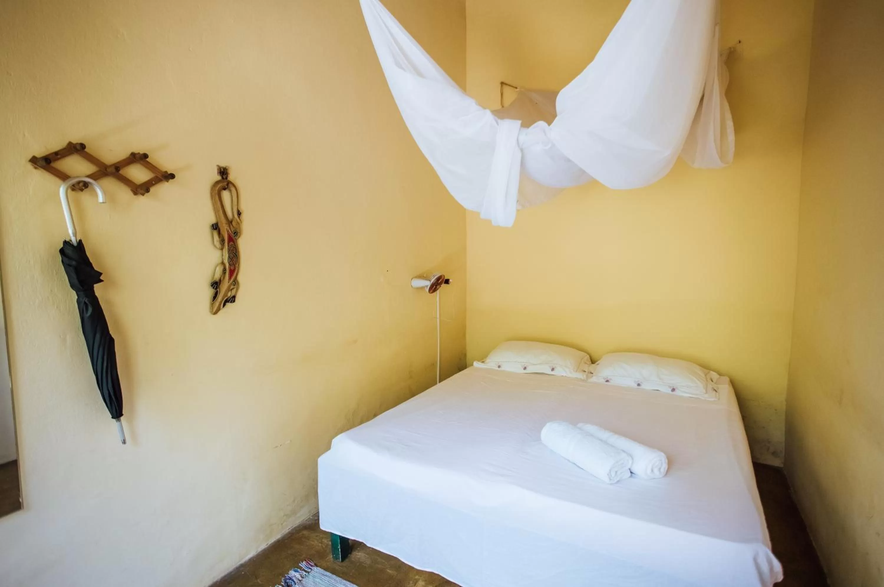 Double or Twin Room with Private External Bathroom in Pousada da Rosa