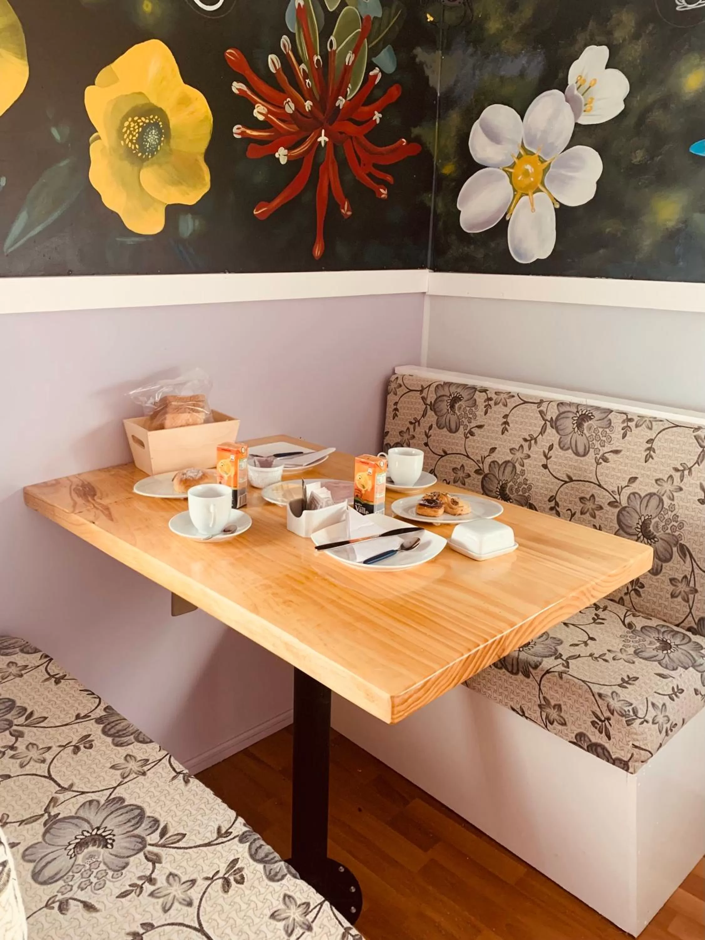 Breakfast in Arte Brisa Hostal Boutique