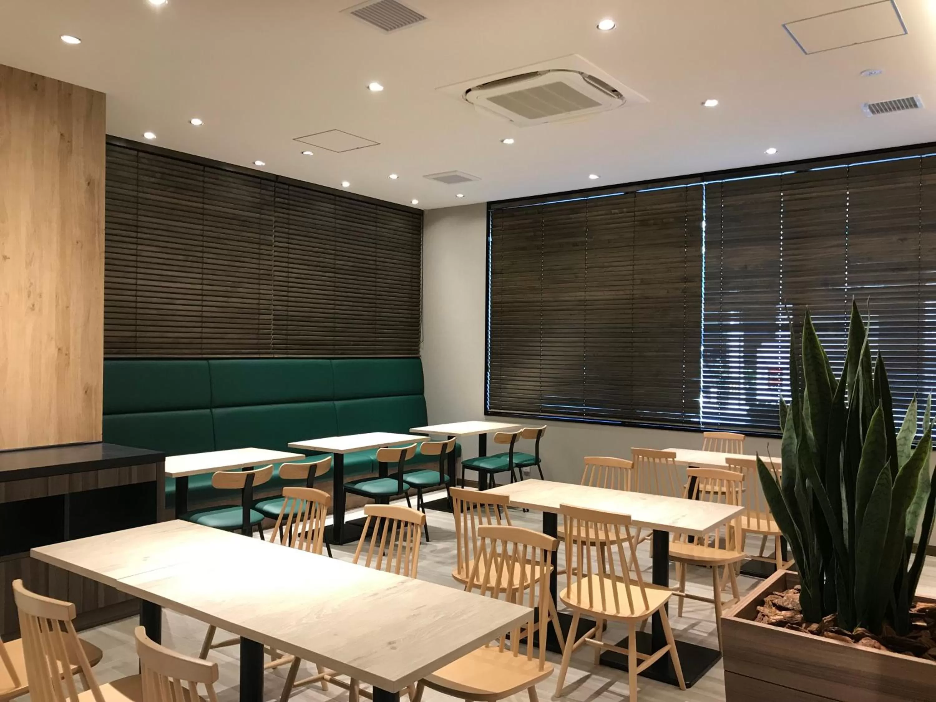 Restaurant/places to eat in Nest Hotel Hakata Station