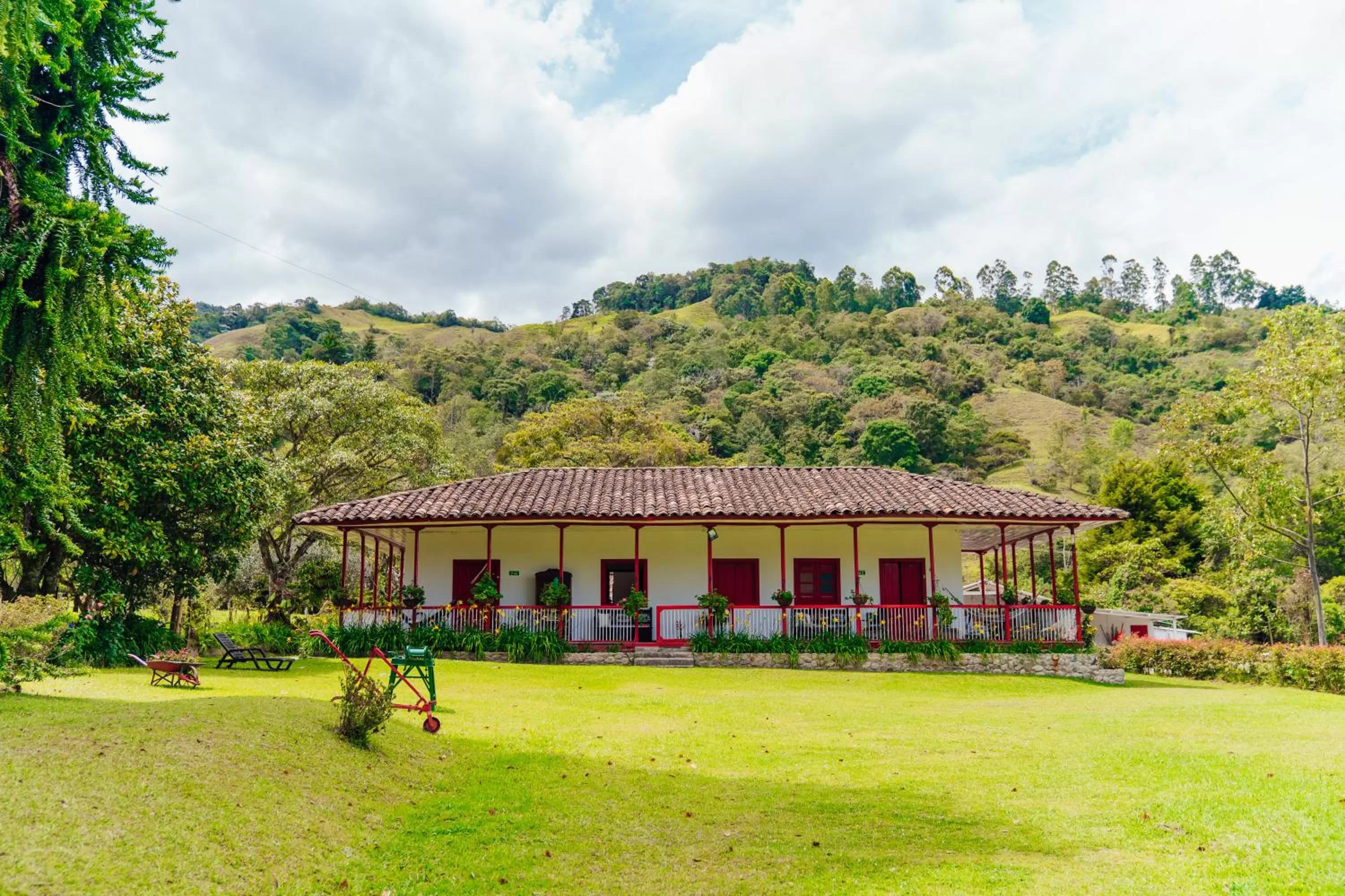 Property building in La Cabaña Ecohotel - Valle del Cocora