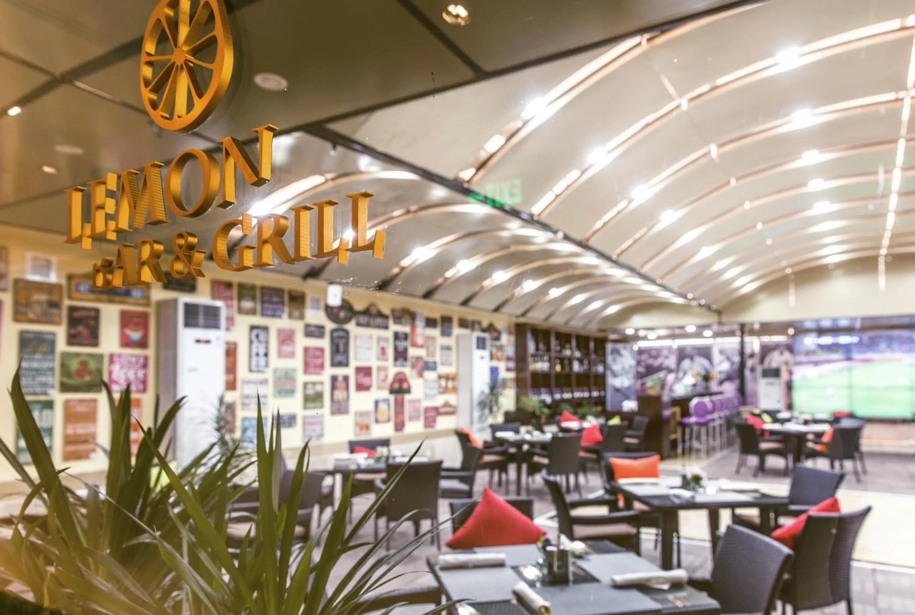 Restaurant/places to eat in Golden Tulip Addis Ababa