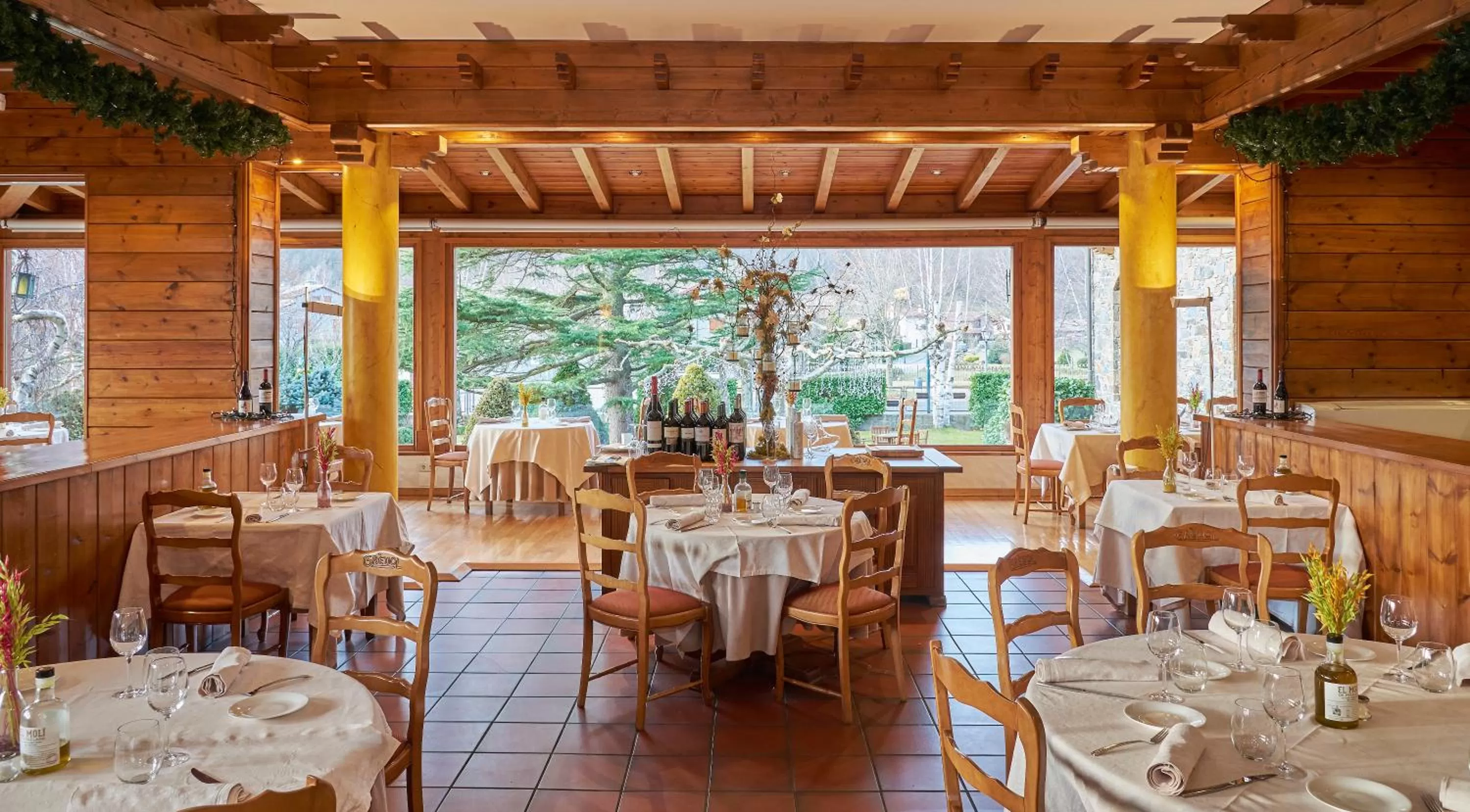 Restaurant/places to eat in Hotel Grèvol Spa