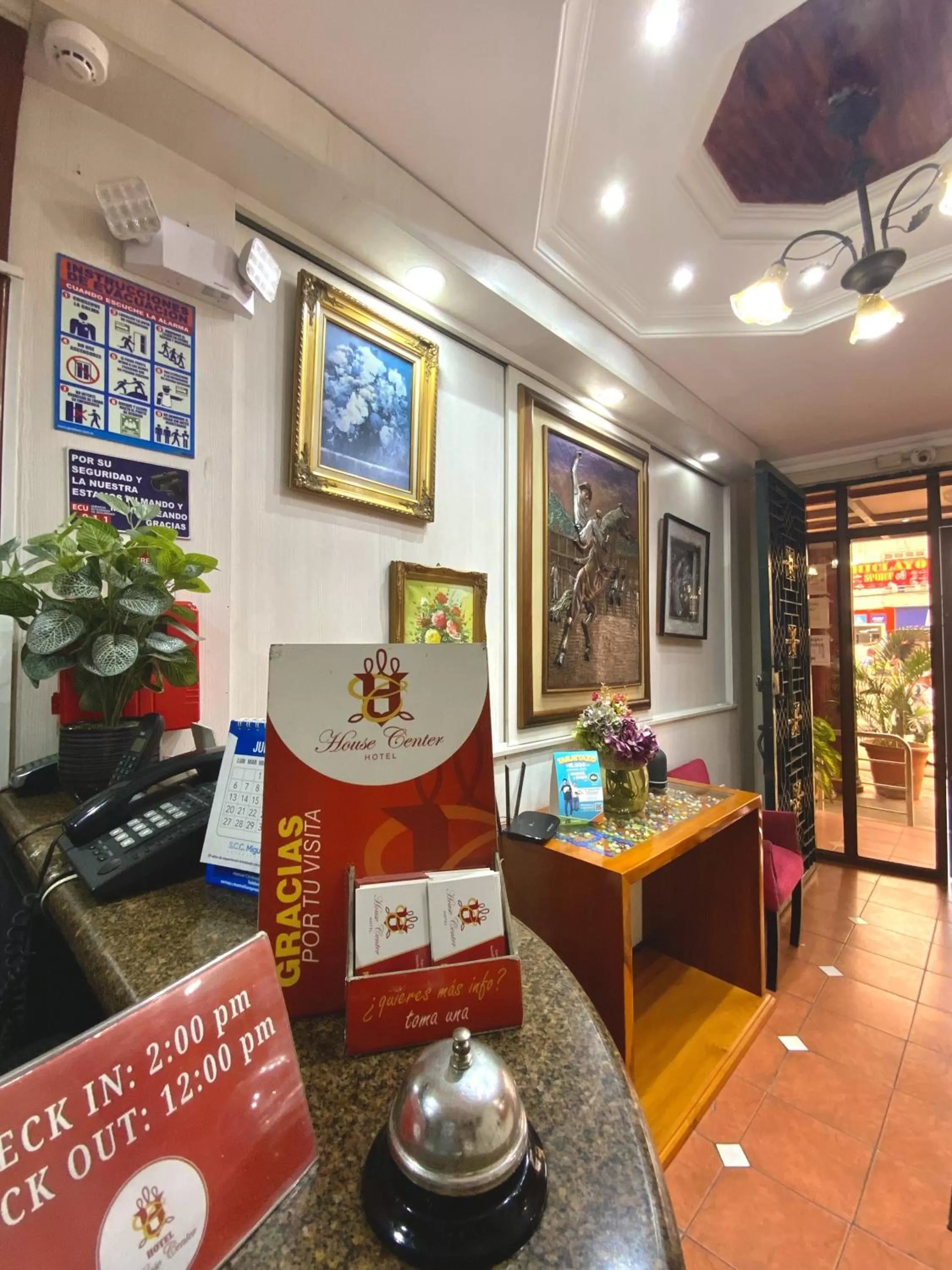 Lobby or reception in House Center