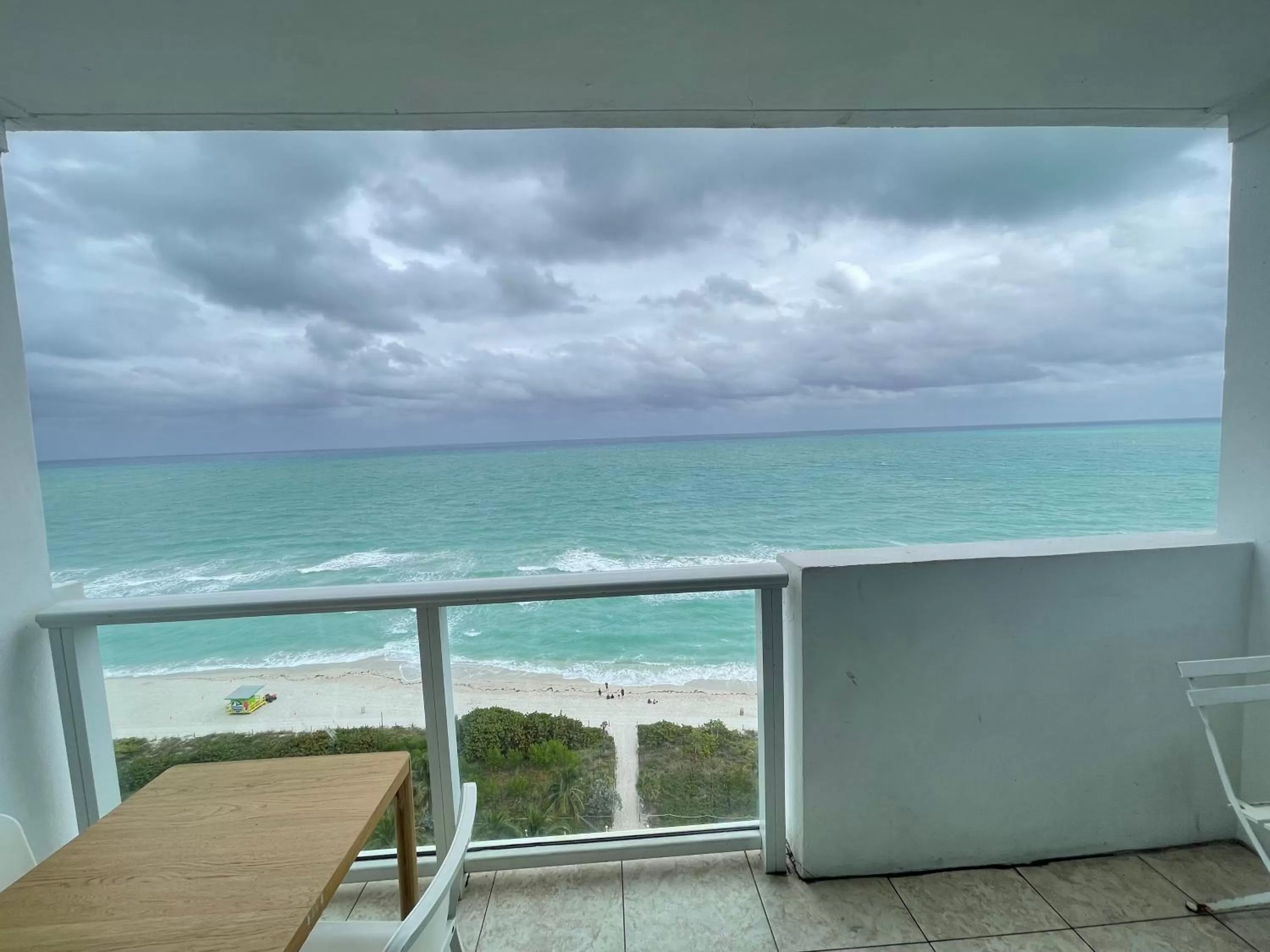 Studio with Ocean View in SeaStays Apartments