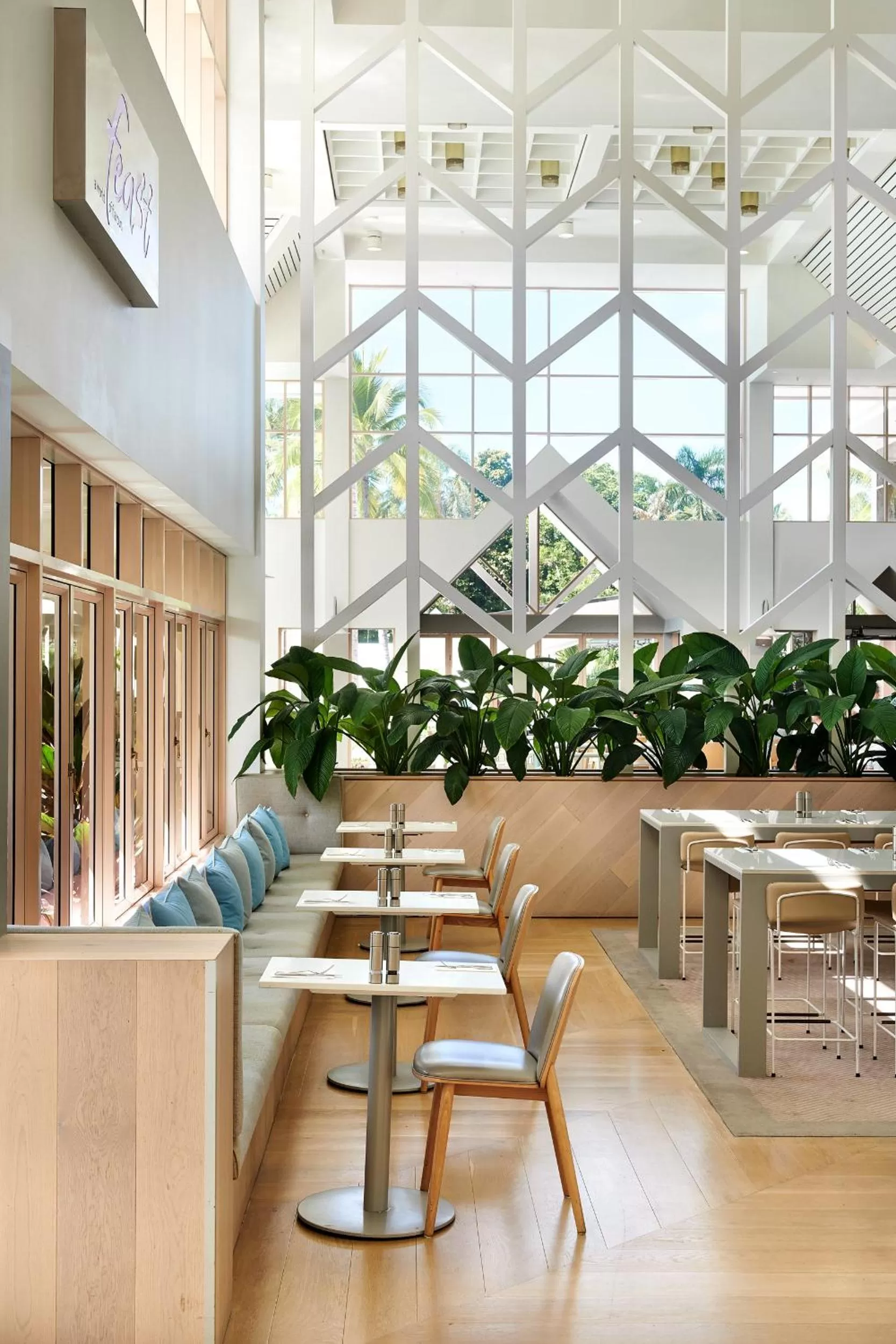 Restaurant/places to eat in Sheraton Grand Mirage Resort, Port Douglas