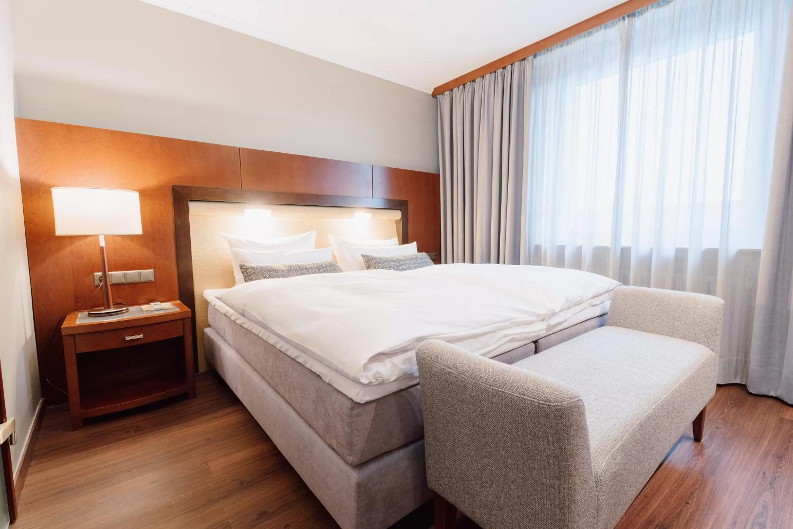 Bedroom, Bed in Hotel Kaiserhof