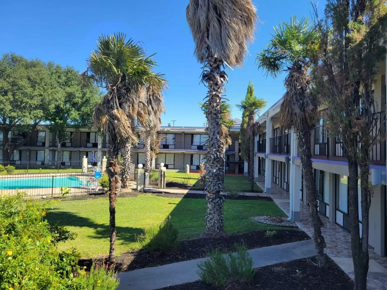 Property building in Knights Inn San Antonio near Frost Bank Center