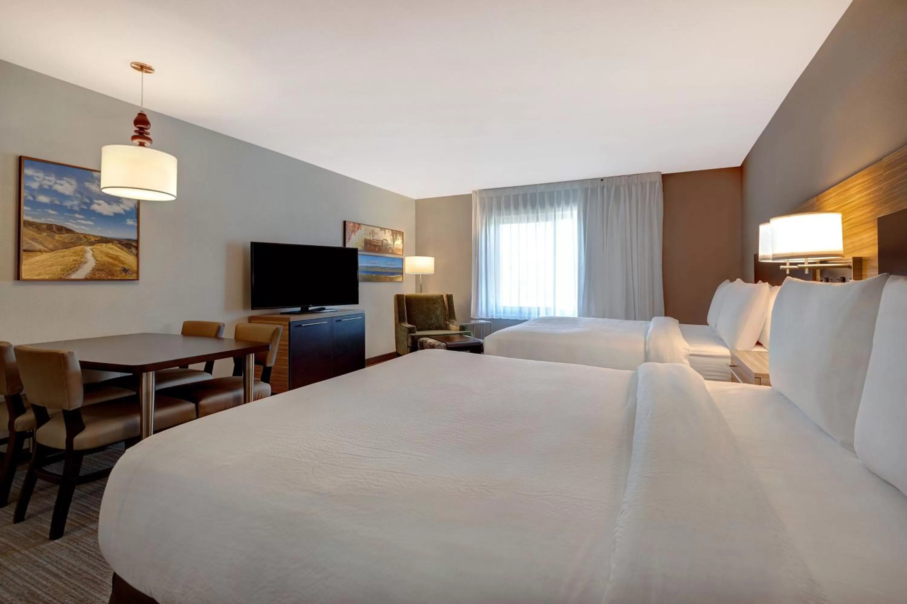 Photo of the whole room, Bed in TownePlace Suites by Marriott San Luis Obispo