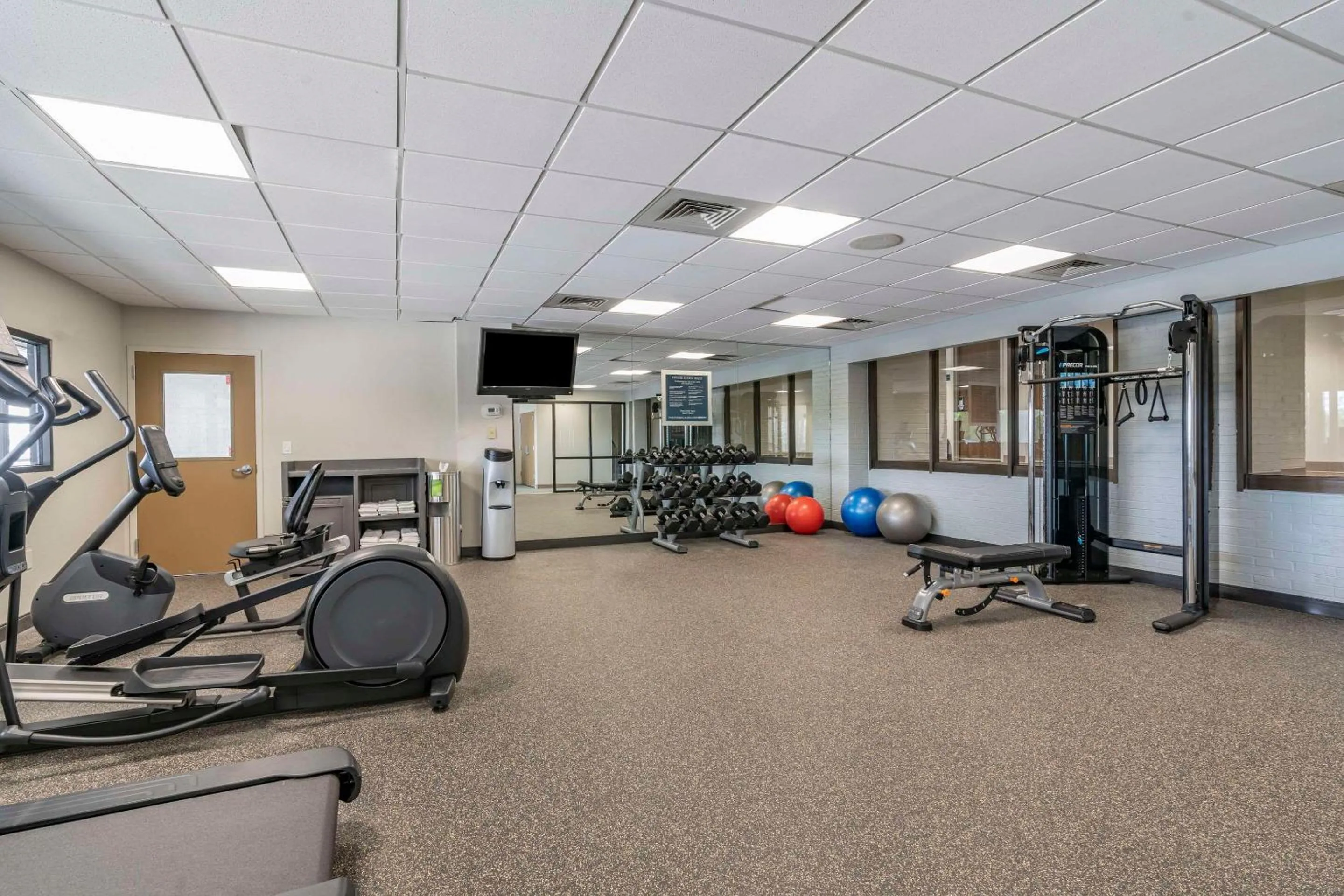 Fitness centre/facilities in MainStay Suites Lexington I-75