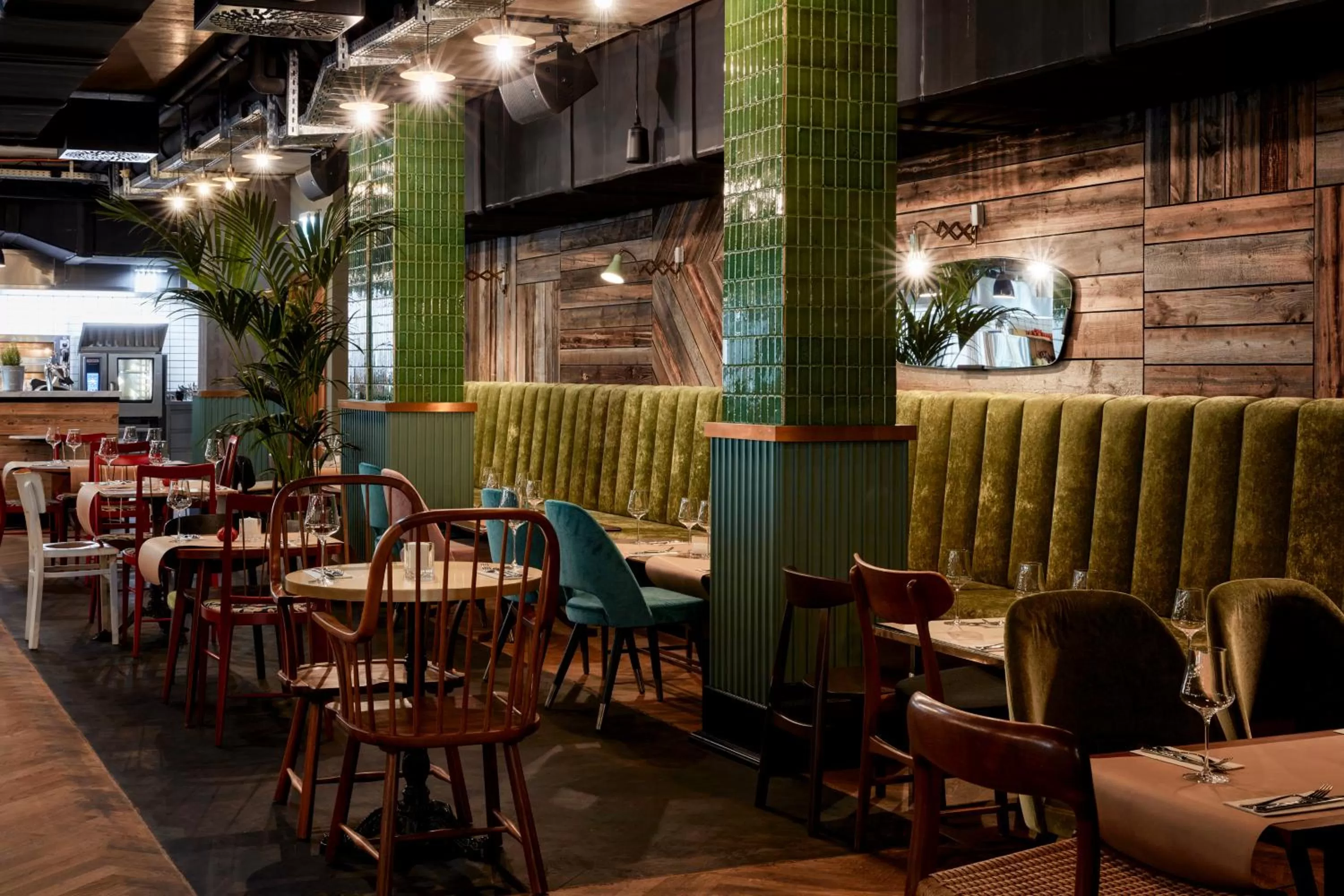 Restaurant/places to eat in Max Brown Hotel 7th District, part of Sircle Collection