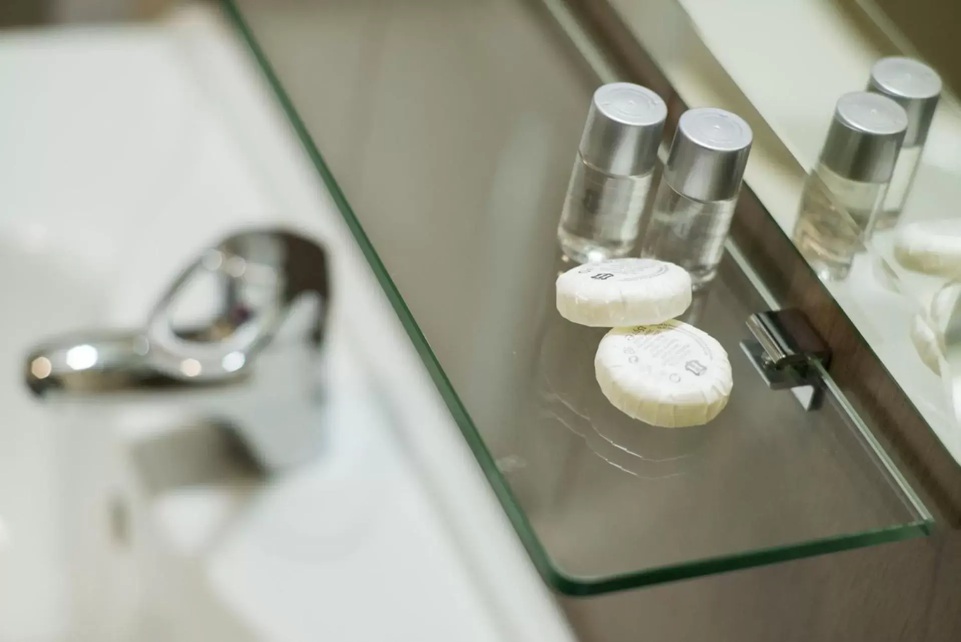 Deluxe Twin Room - single occupancy in Garni Hotel Central Lux Deluxe Twin Room - single occupancy in Garni Hotel Central Lux