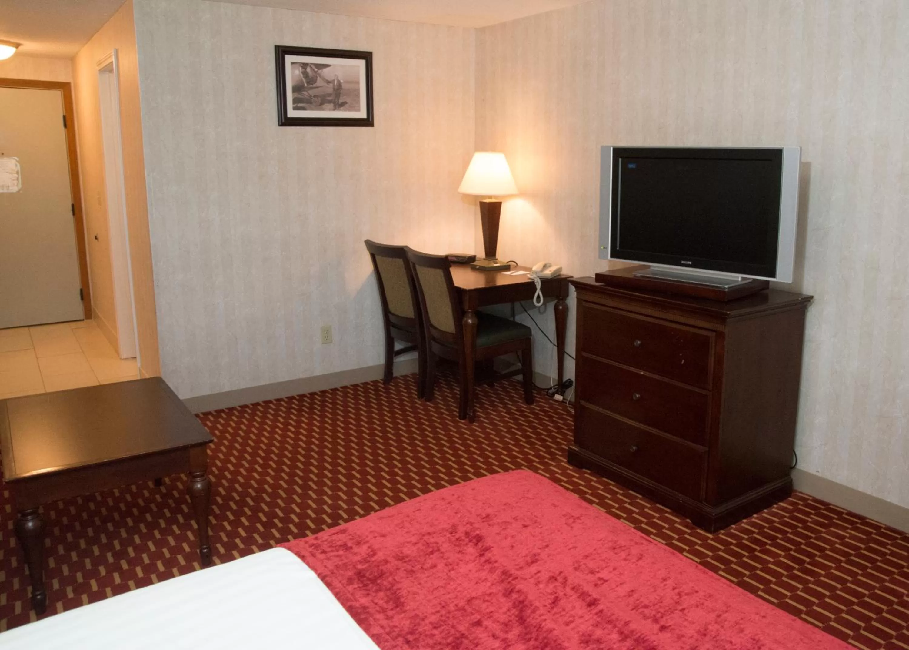 TV and multimedia, Bed in Hampton Falls Inn