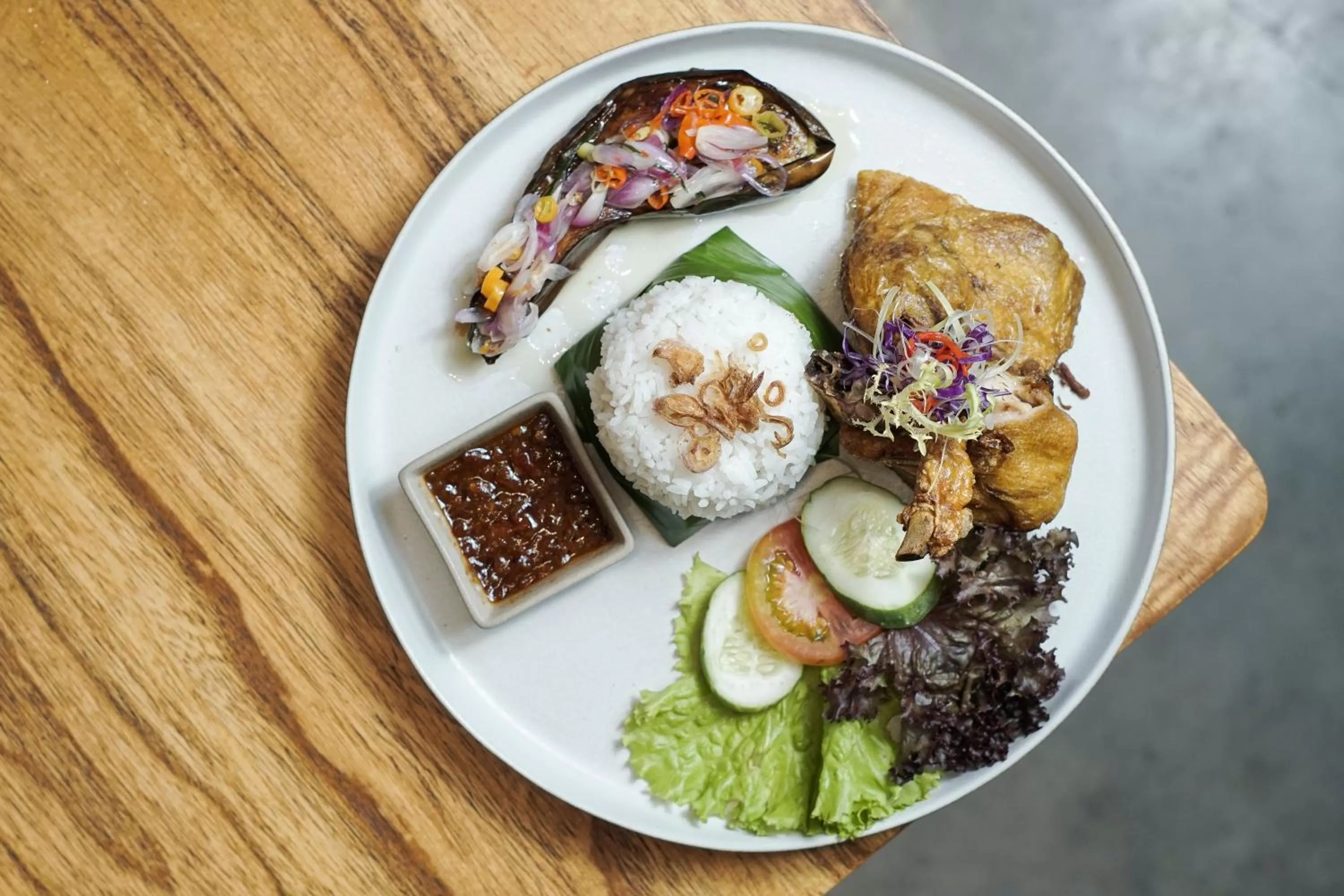 Food and drinks in ARTOTEL Gajahmada Semarang