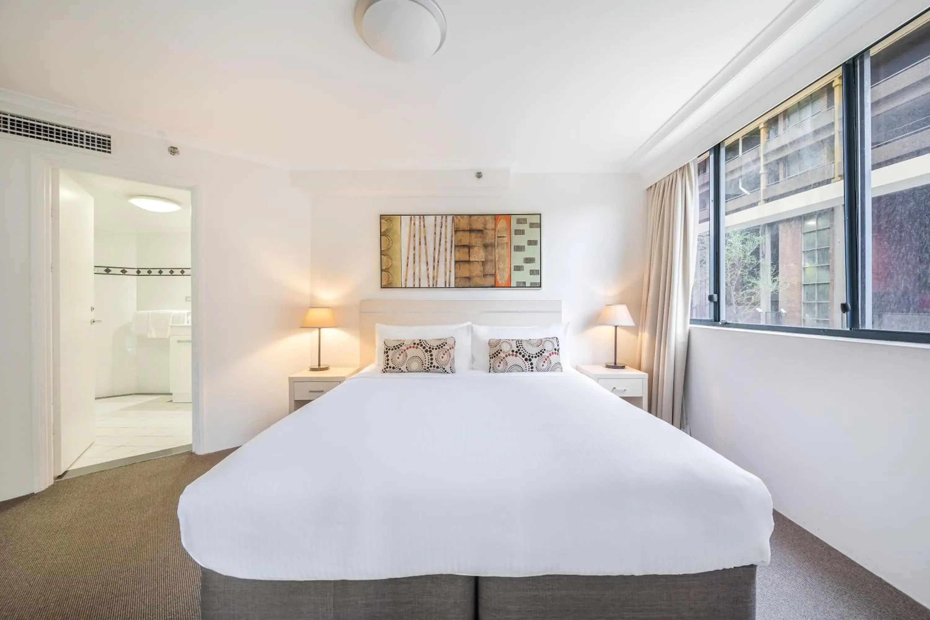 Two-Bedroom Apartment - Dual Key in Oaks Sydney Castlereagh Suites Two-Bedroom Apartment - Dual Key in Oaks Sydney Castlereagh Suites