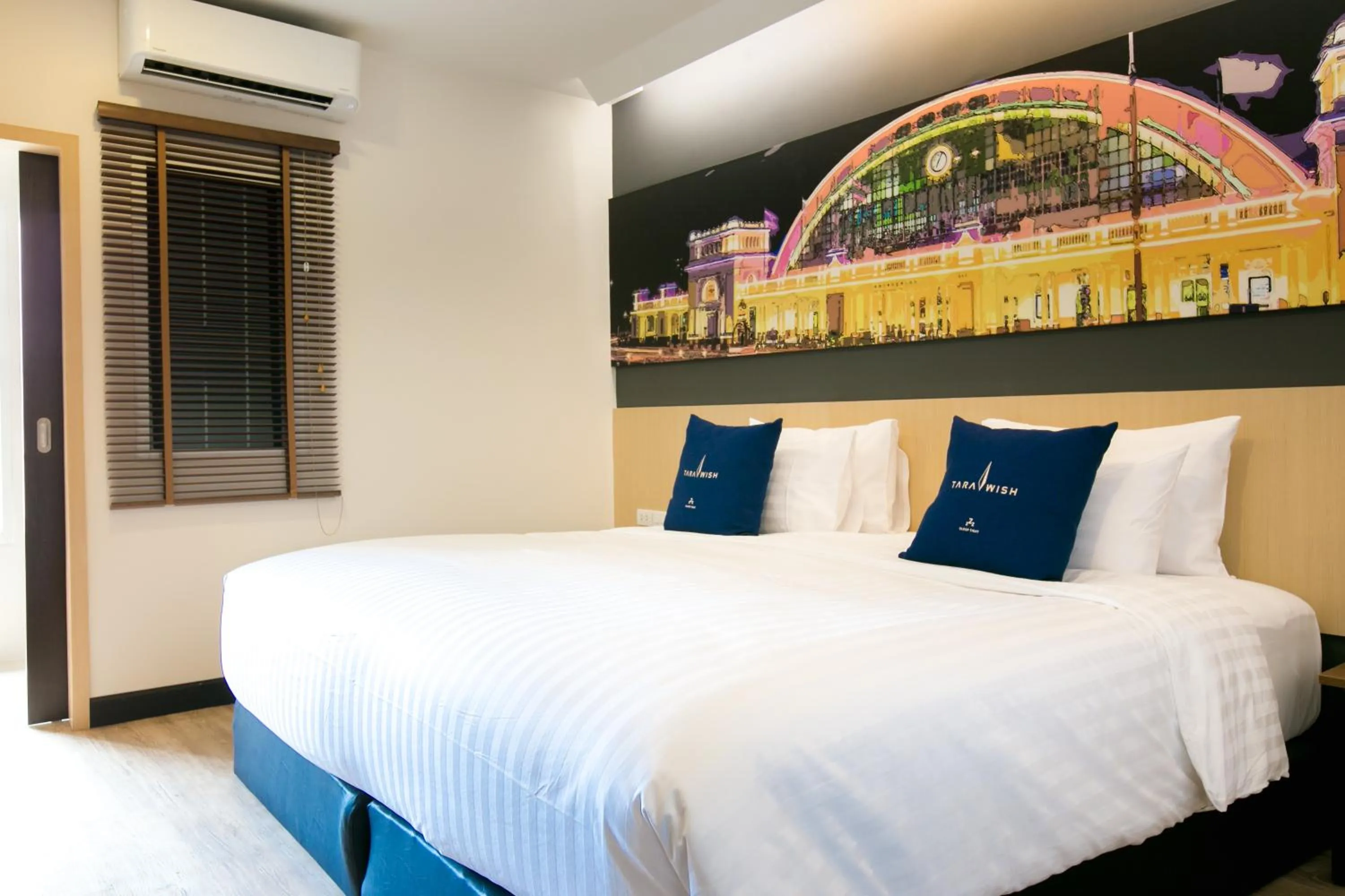 Bedroom, Bed in Tarawish Hotel