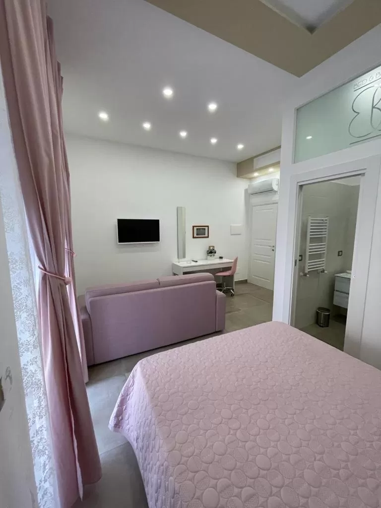 Bed in B&B 80056 Ercolano